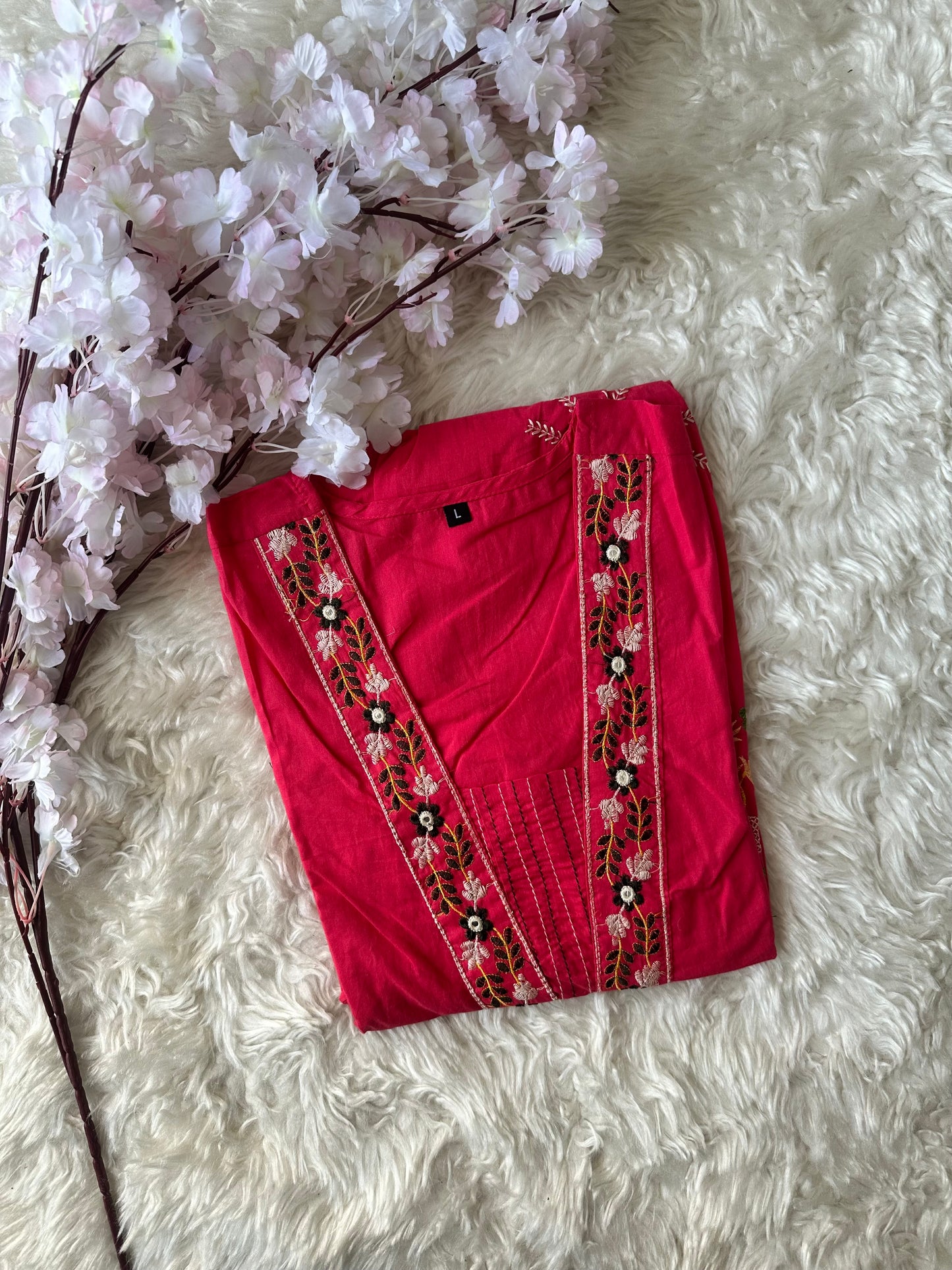 Stock Clearance 🚨
Favourite FLARE Kurti