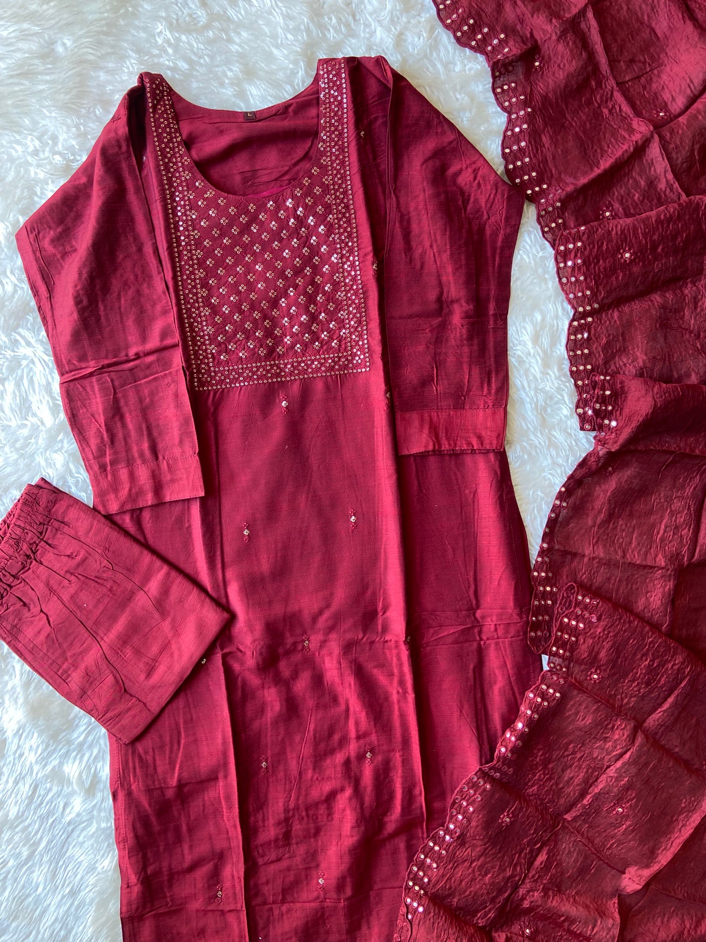 Steal Deal 🚨 Raw Silk Kurti Pant Dupatta Set