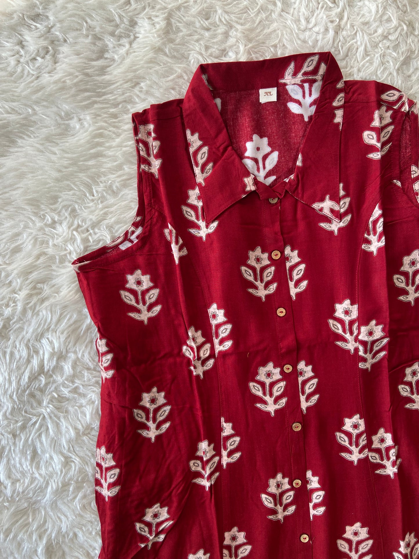 Soft Rayon Sleeveless Kurti with pocket