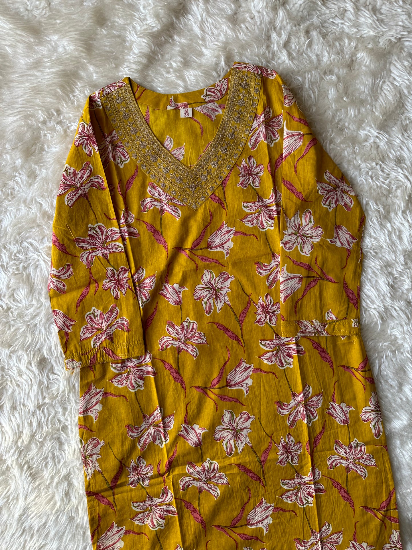 Steal Deal 🚨 Premium Cotton Kurti Pant Dupatta Set