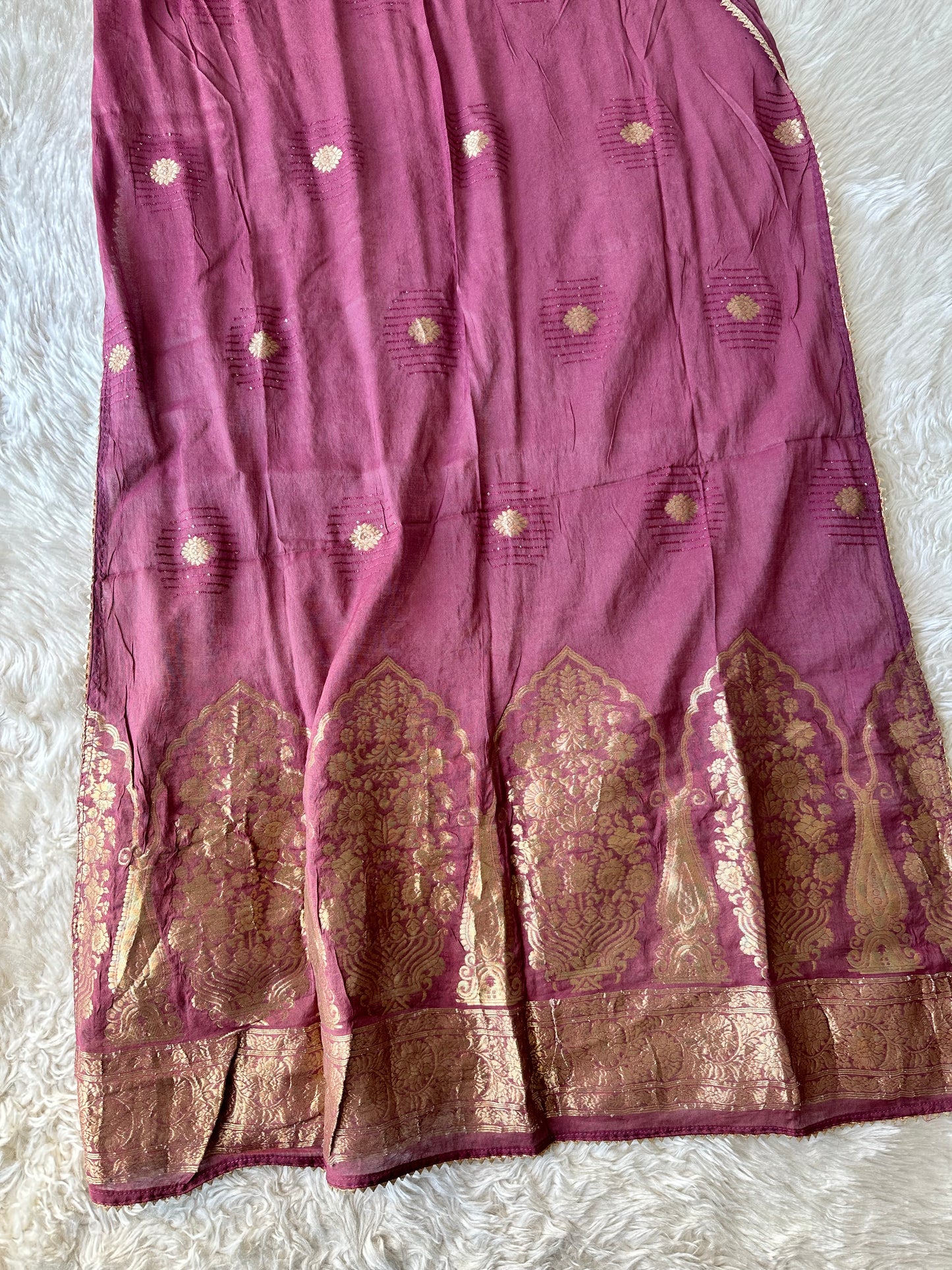 Steal Deal 🚨 Pure Silk Kurti Pant Dupatta Set