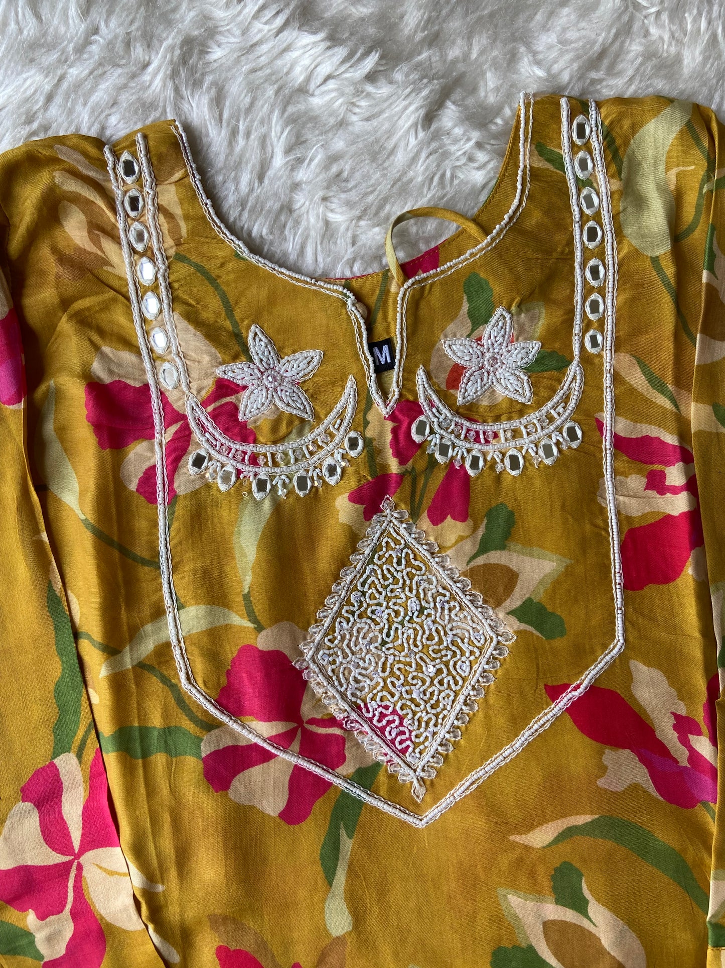 Stock Clearance 🚨 Premium Muslin Silk Kurti Pant Set