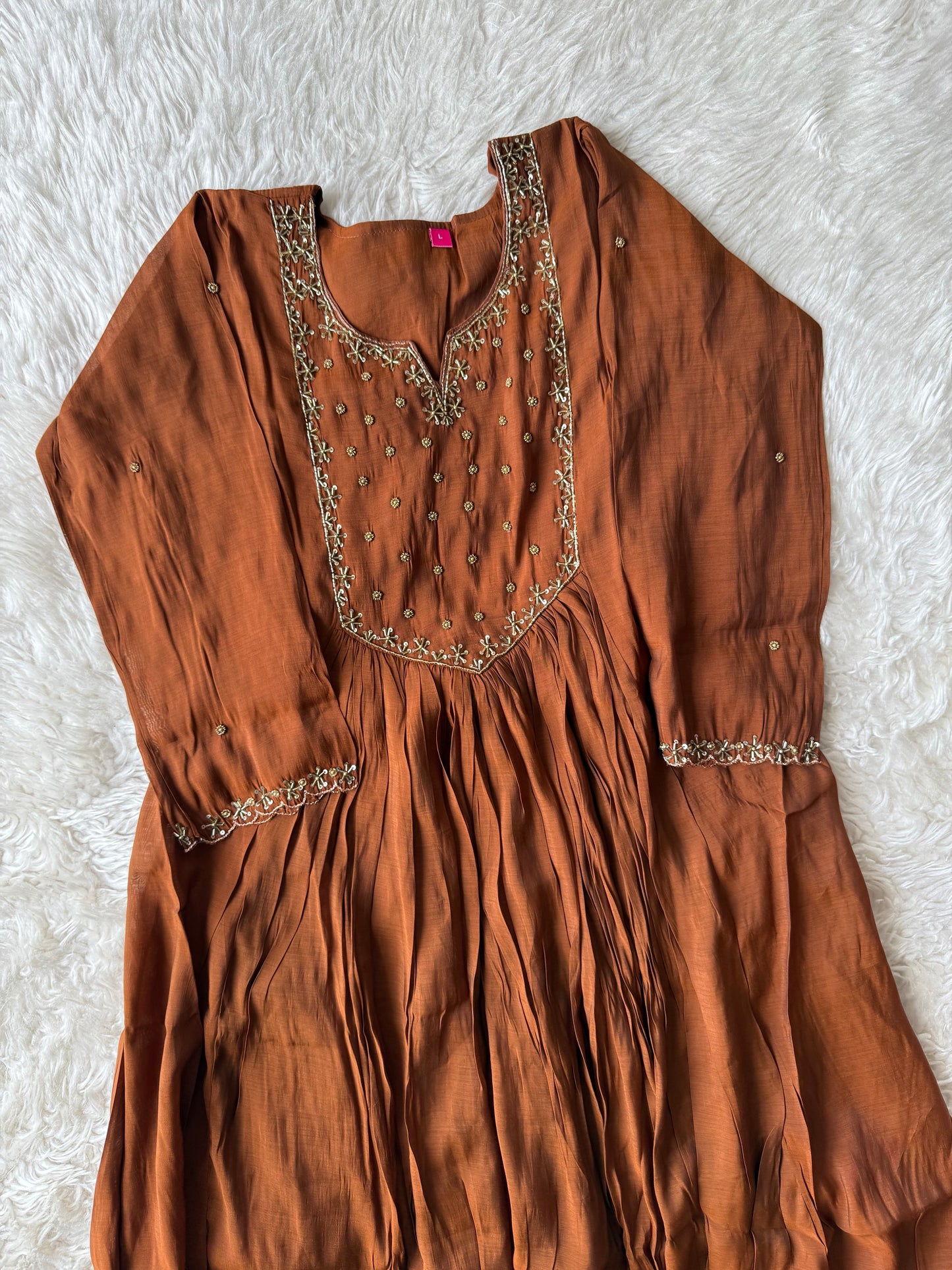 Mul Chanderi Kurti Pant Dupatta Set