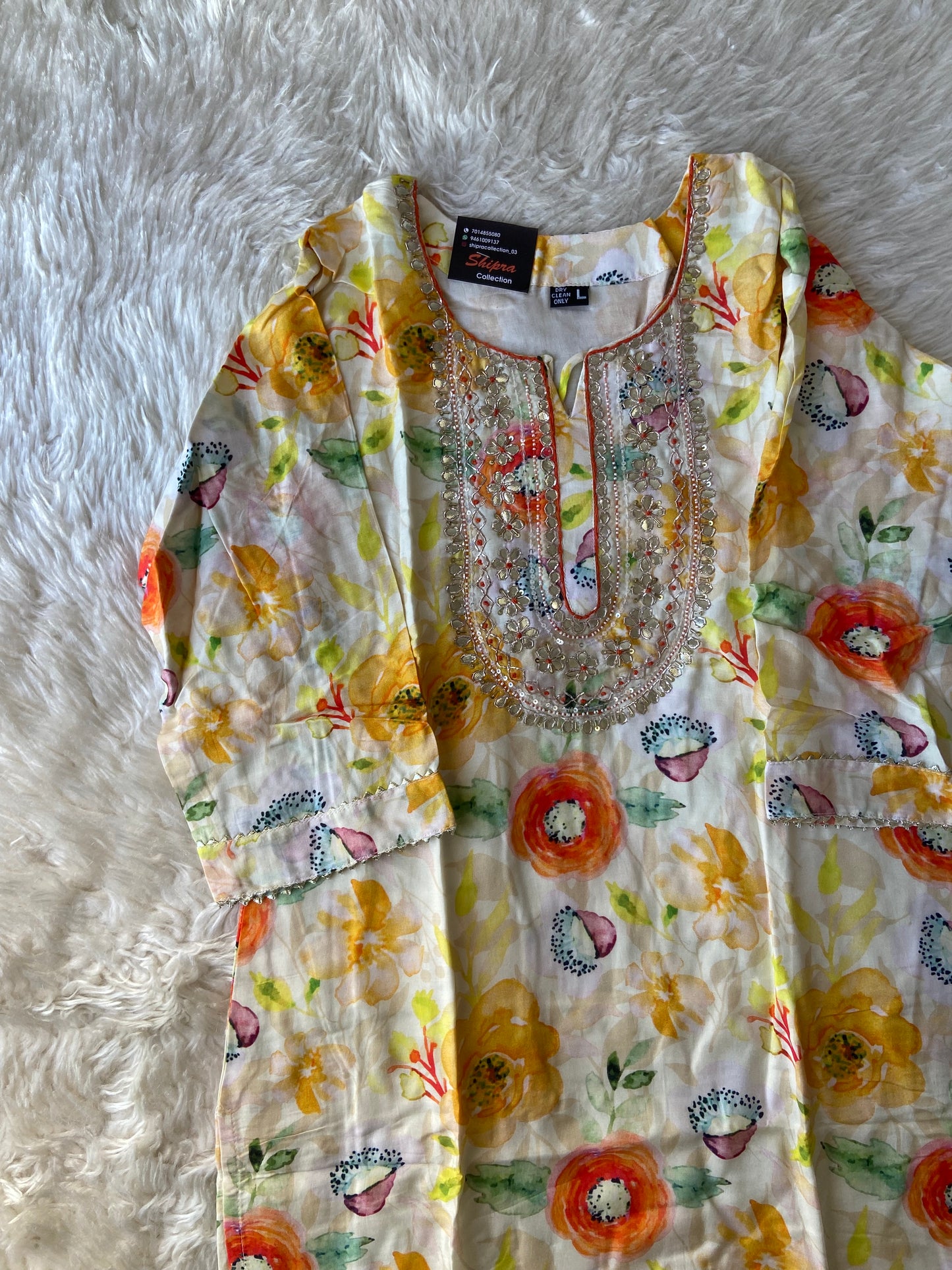 Stock Clearance 🚨
Premium Muslin Silk Kurti Pant Dupatta Set