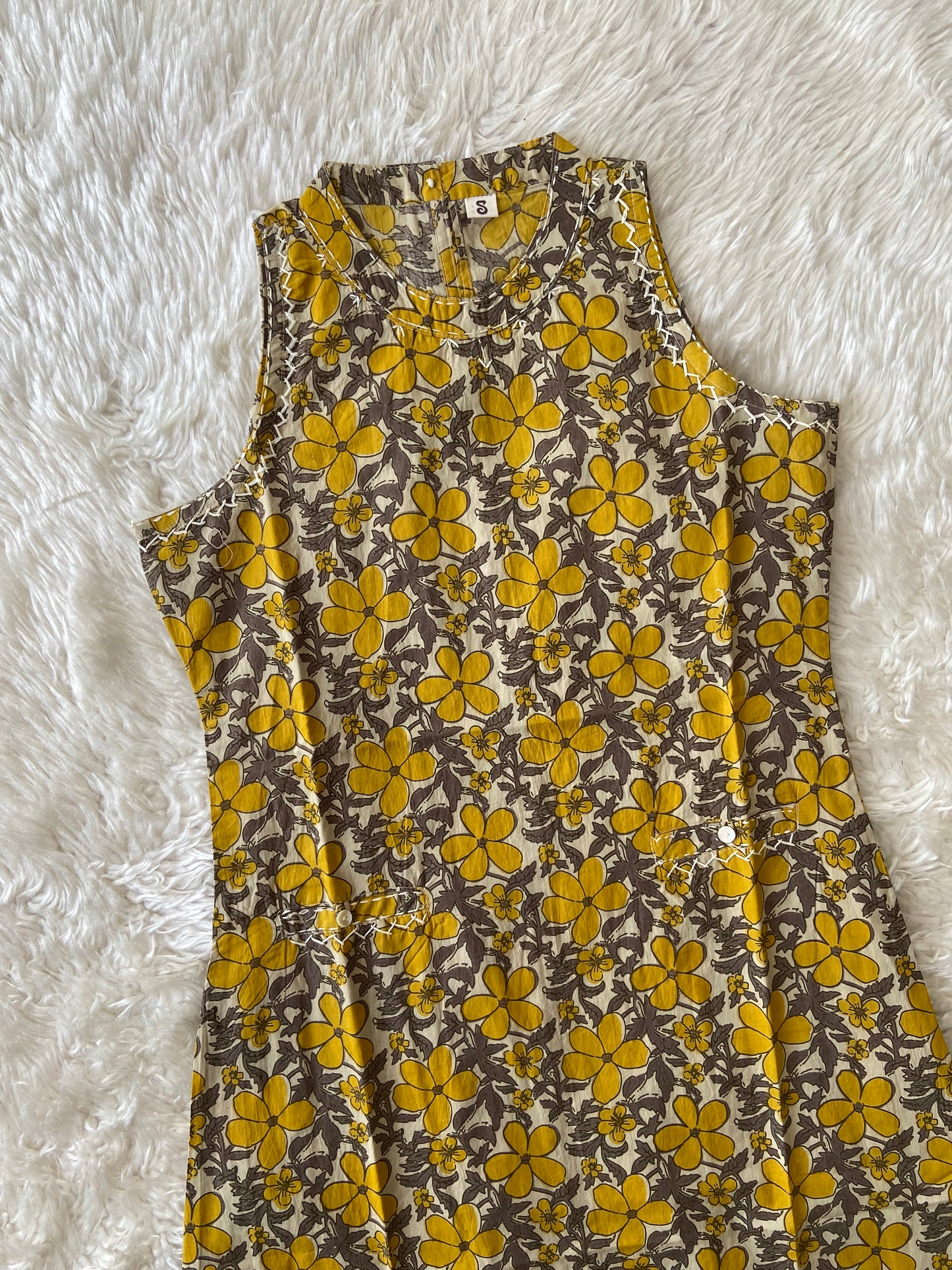 Pure Cotton Sleeveless Kurti Pant Set