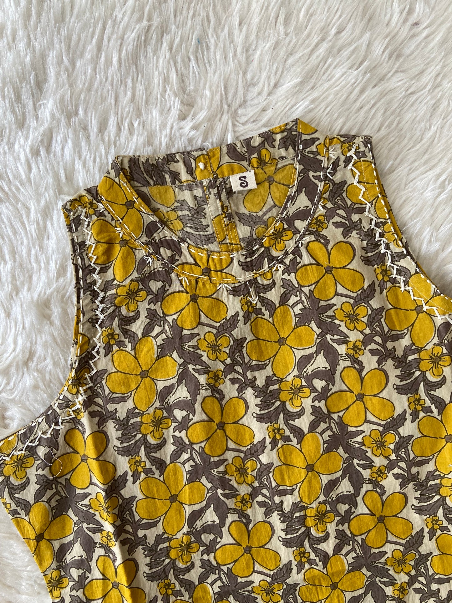 Pure Cotton Sleeveless Kurti Pant Set