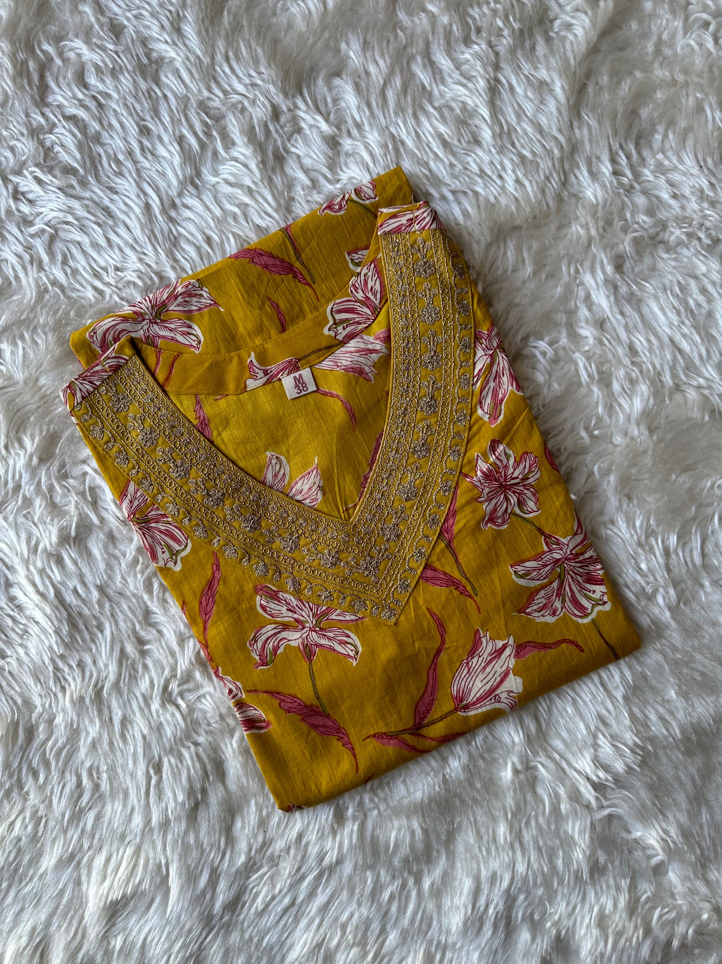 Steal Deal 🚨 Premium Cotton Kurti Pant Dupatta Set