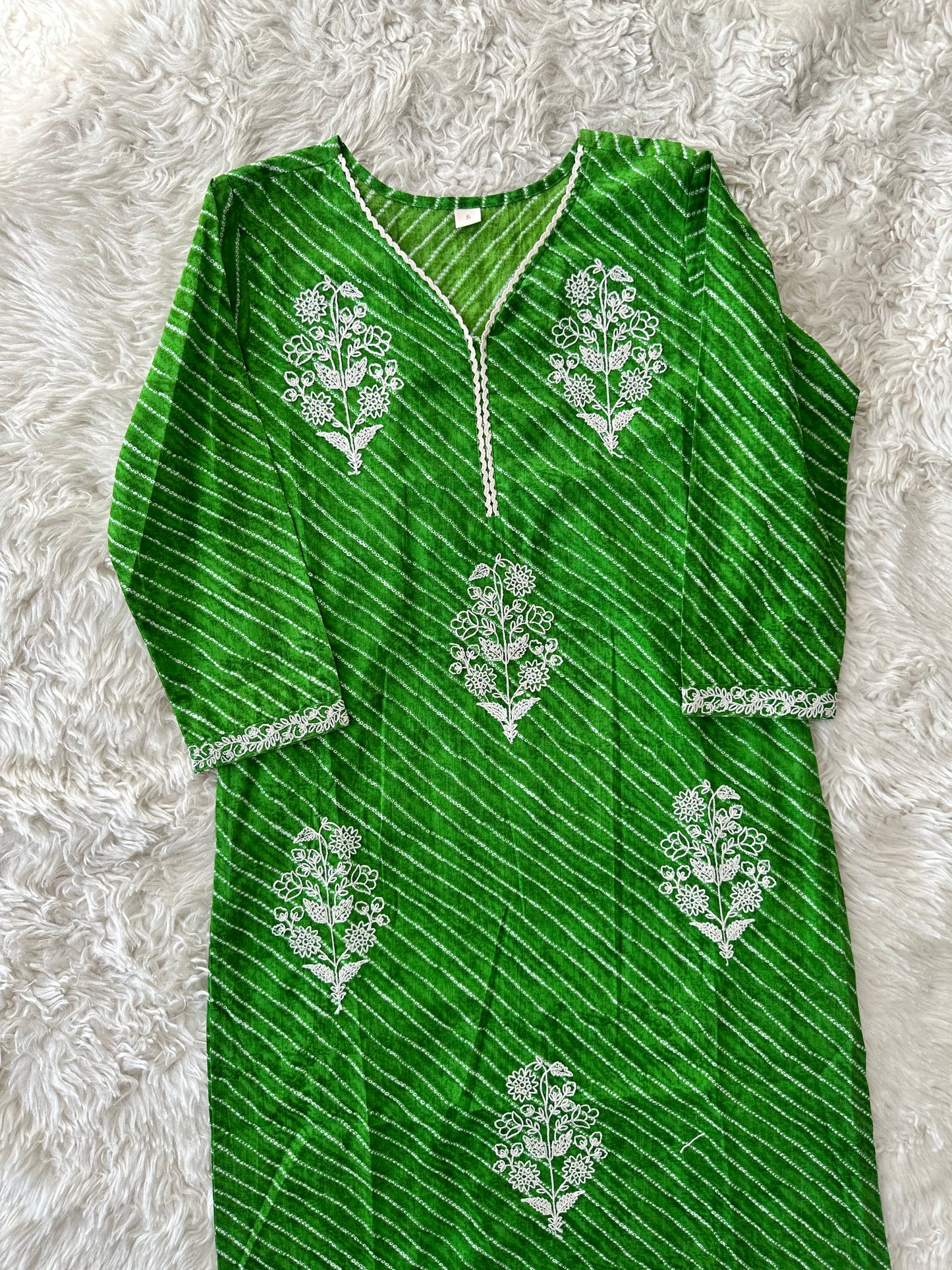 Premium Cotton Lehariya Thread Work Kurti