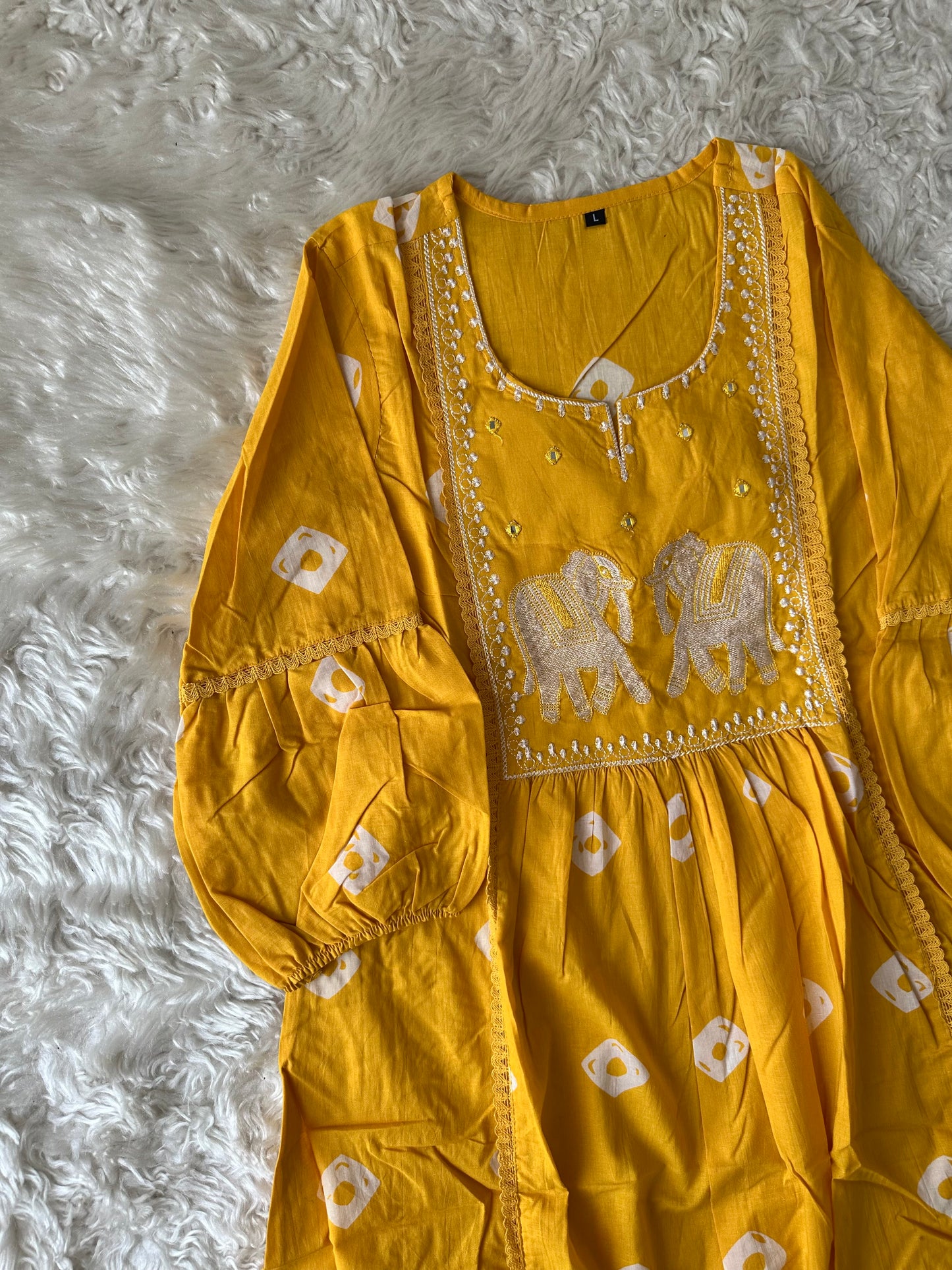 Stock Clearance 🚨
Favourite FLARE Kurti