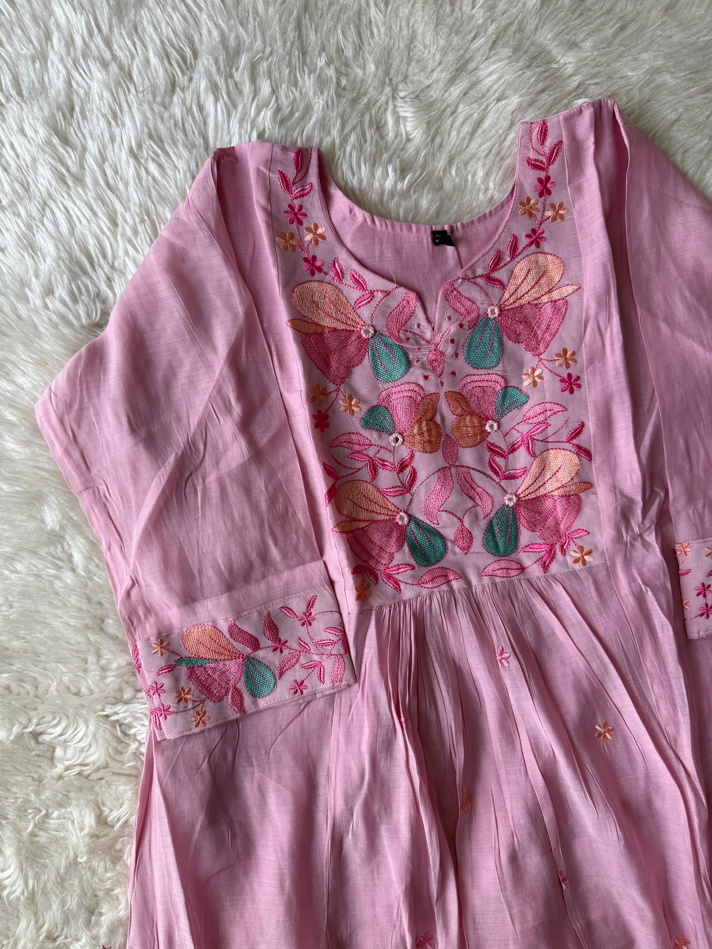 Mul Chanderi Kurti Pant Dupatta Set