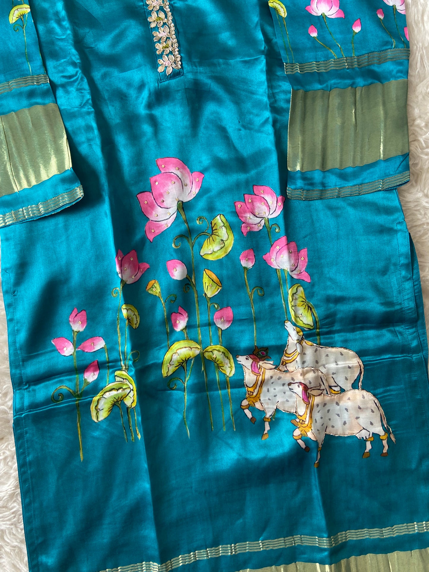 Gazi Silk Kurti Pant Dupatta Set