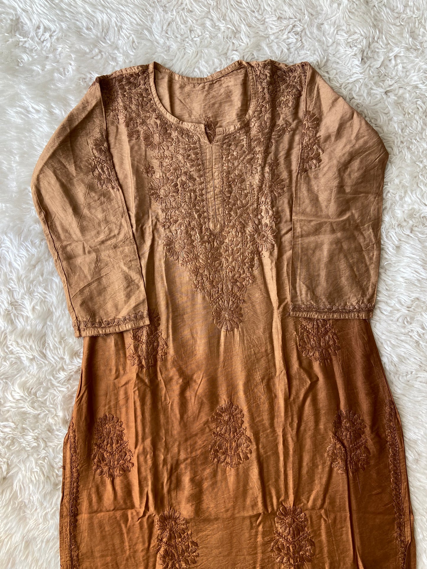 Muslin Silk Chikankari kurti