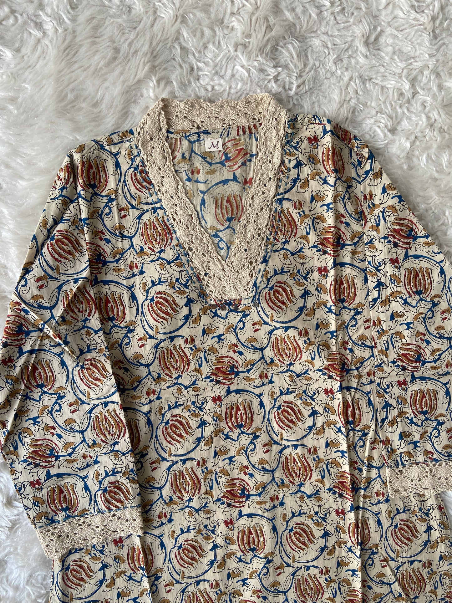 V-Neck Lace Details Kurti