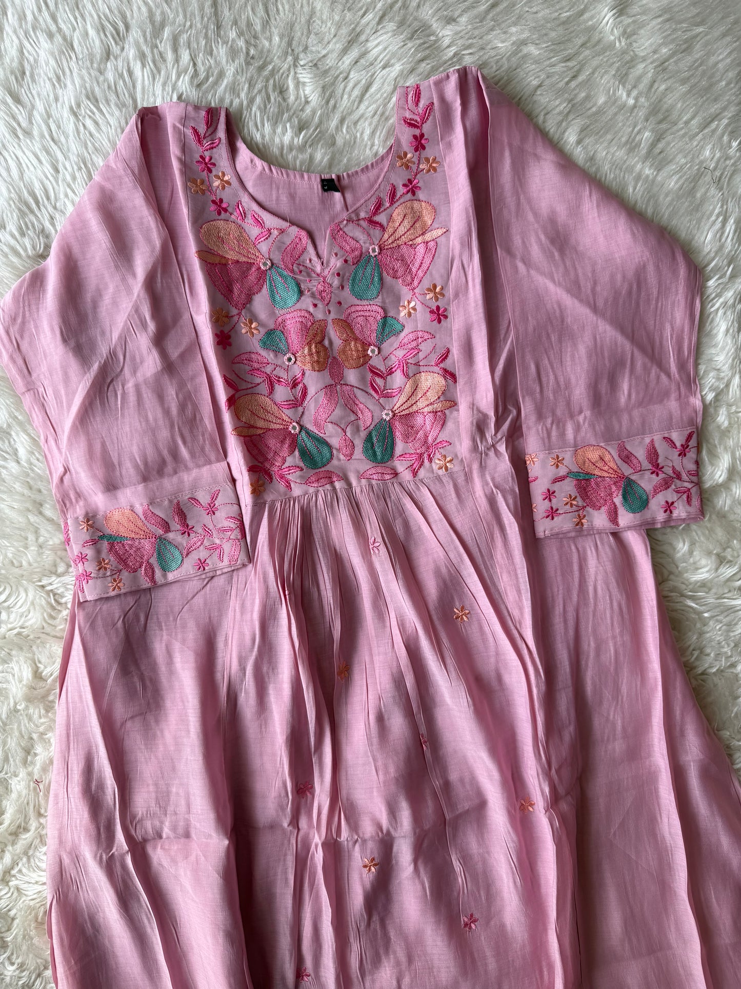 Mul Chanderi Kurti Pant Dupatta Set