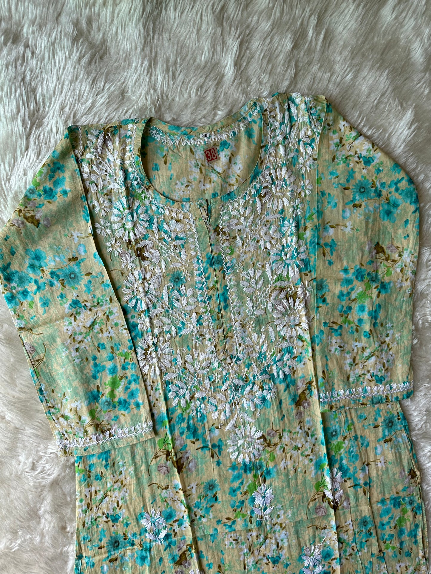 Mul Cotton Chikankari kurti