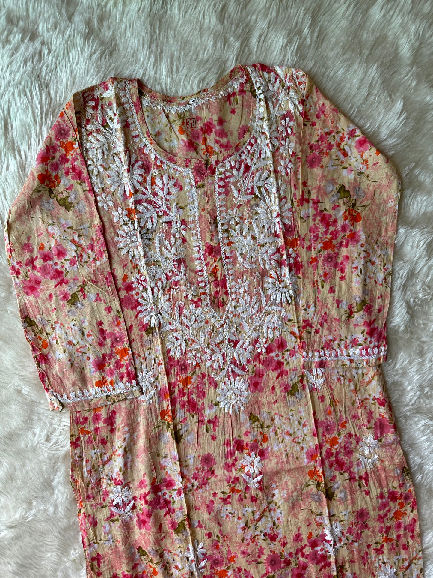 Mul Cotton Chikankari kurti