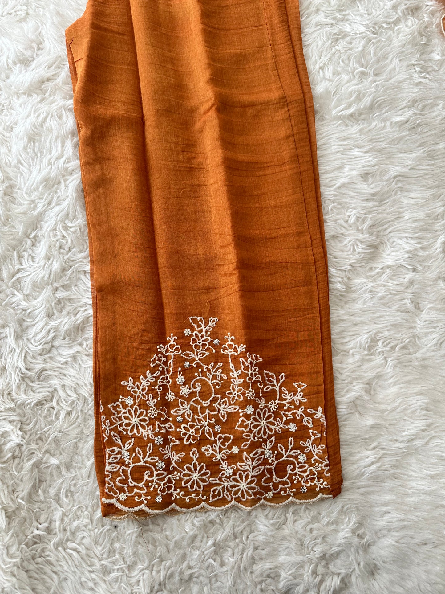 Mul Chanderi Kurti Pant Dupatta Set