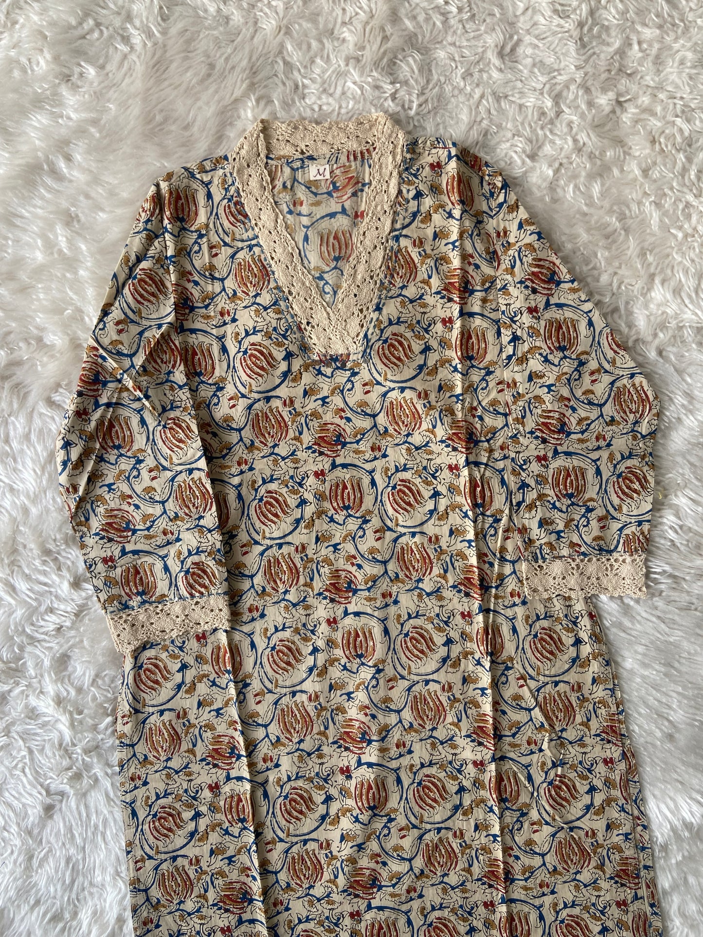 V-Neck Lace Details Kurti