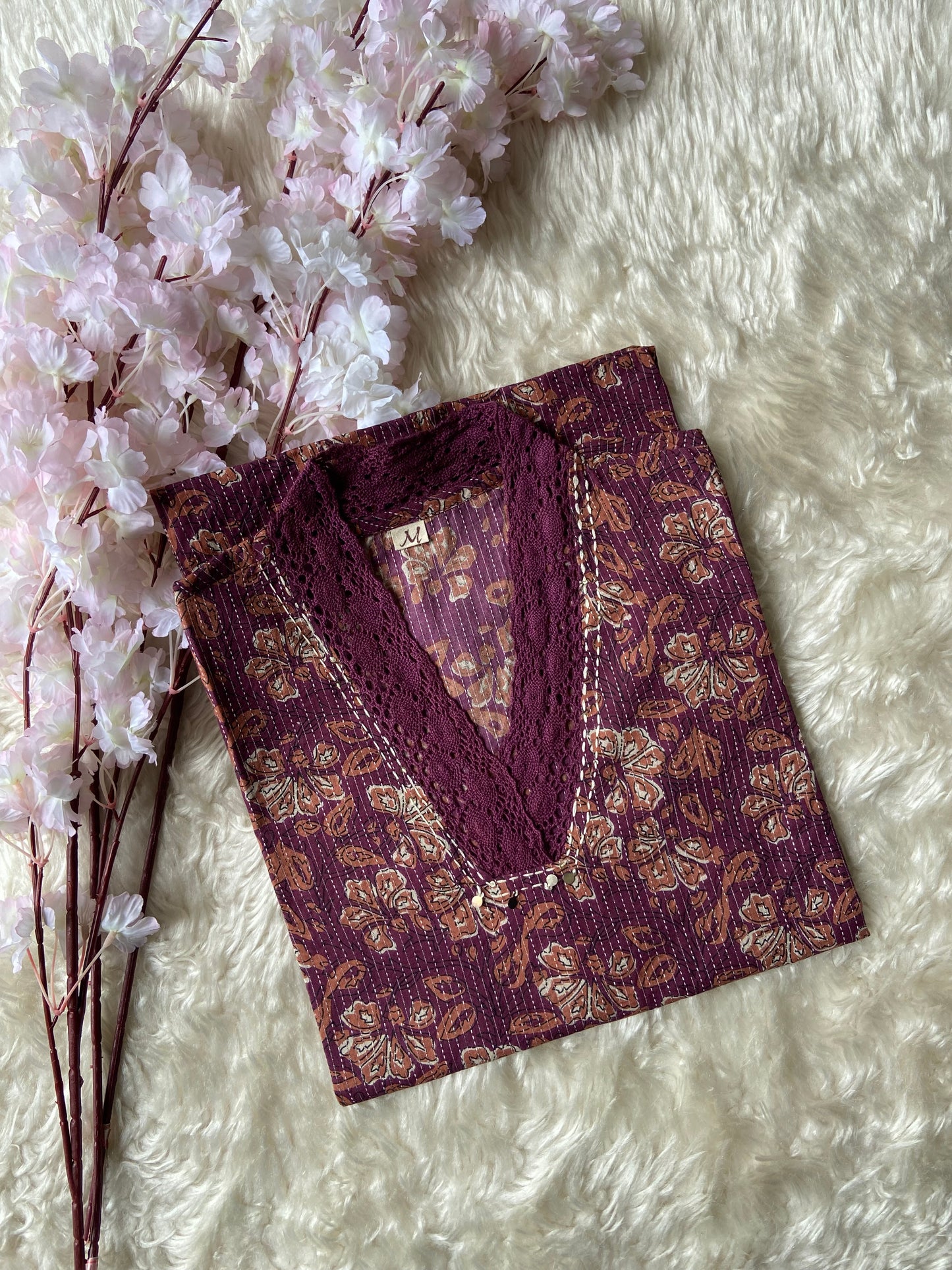 V-Neck Lace Details Kurti