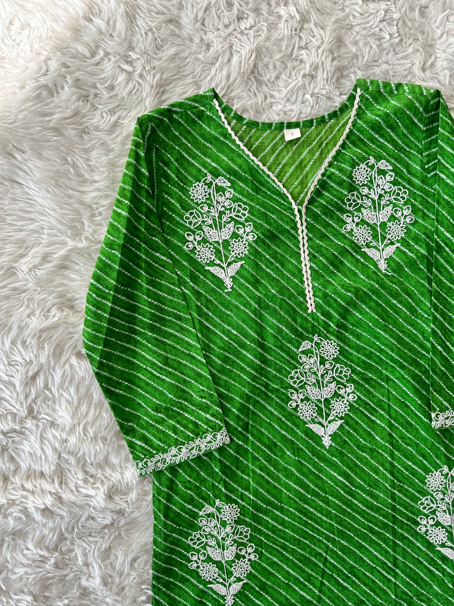 Premium Cotton Lehariya Thread Work Kurti
