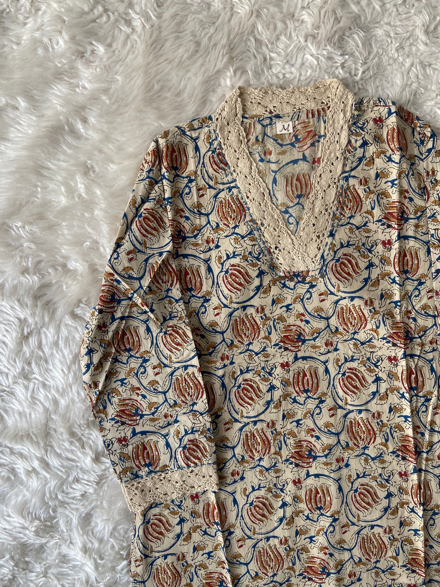 V-Neck Lace Details Kurti
