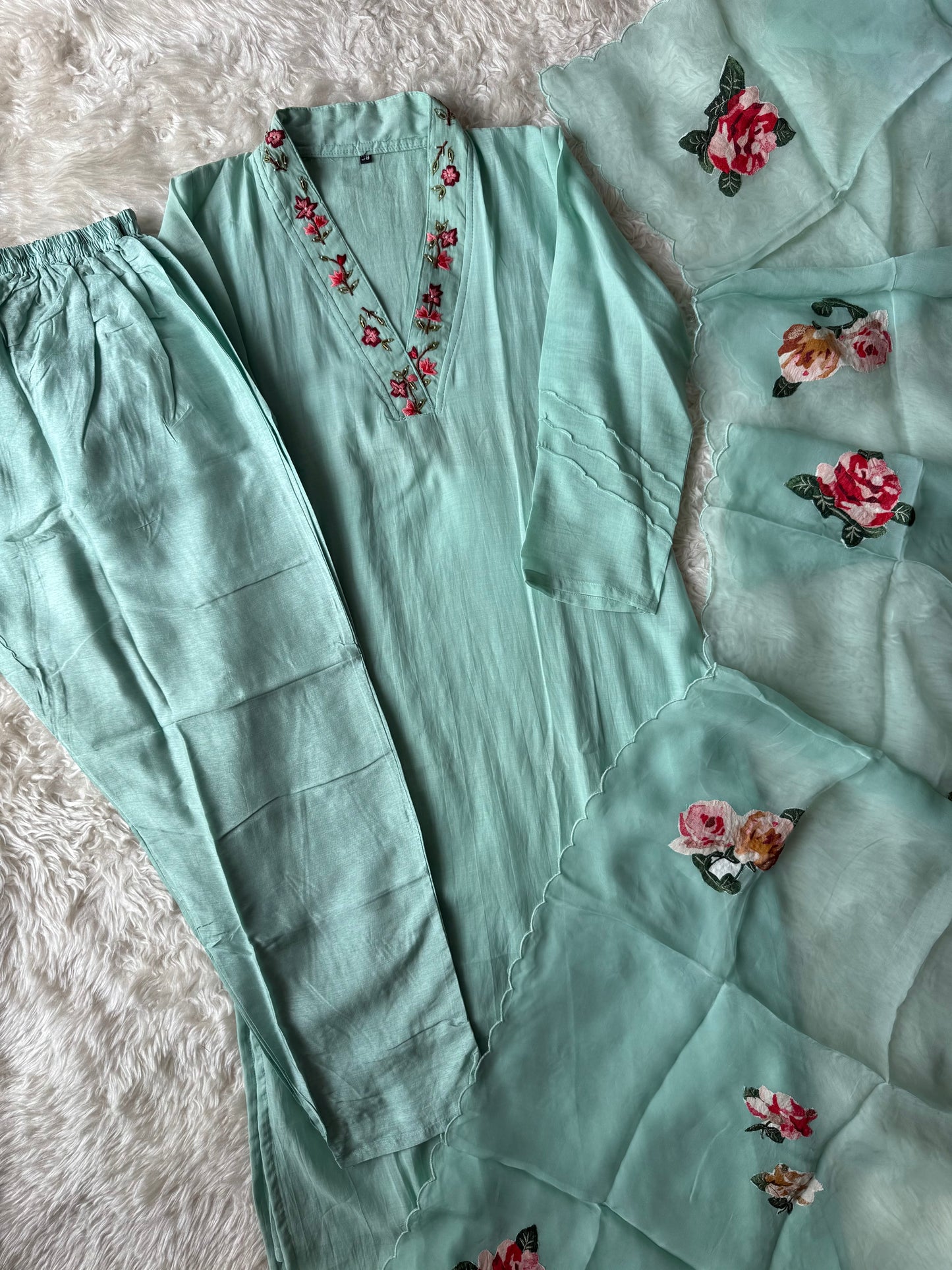 Pure Mul Chanderi Kurti Pant Dupatta Set