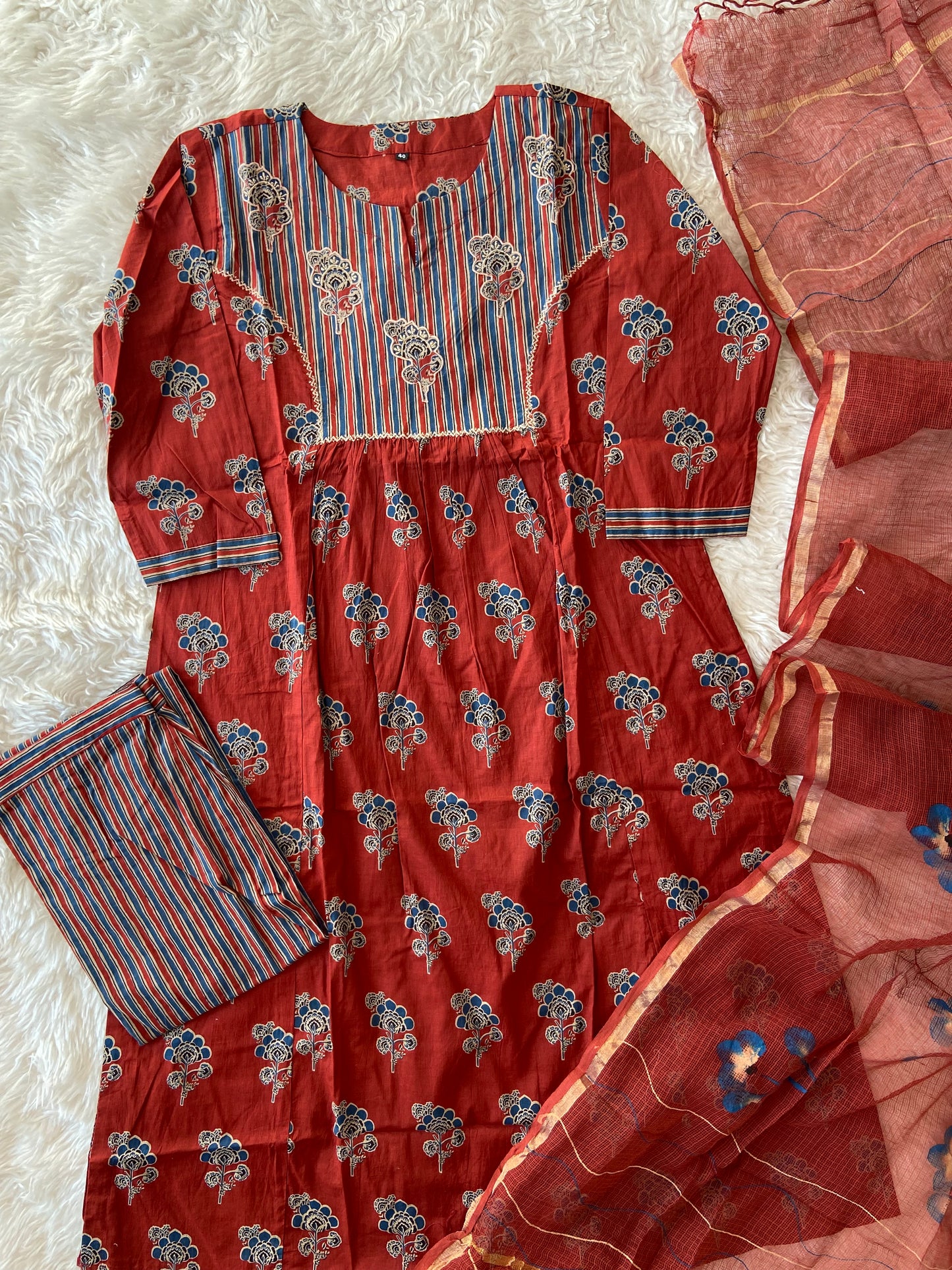 Hand Painted Doriya Love ♥️ Set