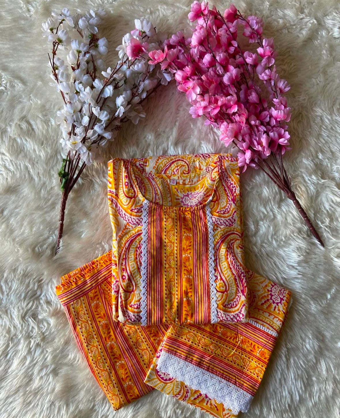 Steal Deal 🚨 Premium Cotton Nyra Kurti Pant Dupatta Set