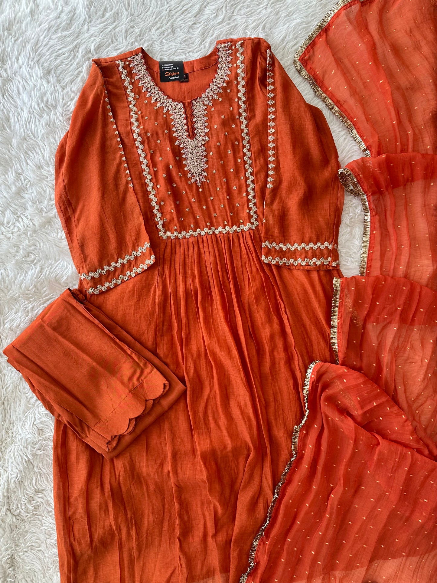 Mul Chanderi Kurti Pant Dupatta Set