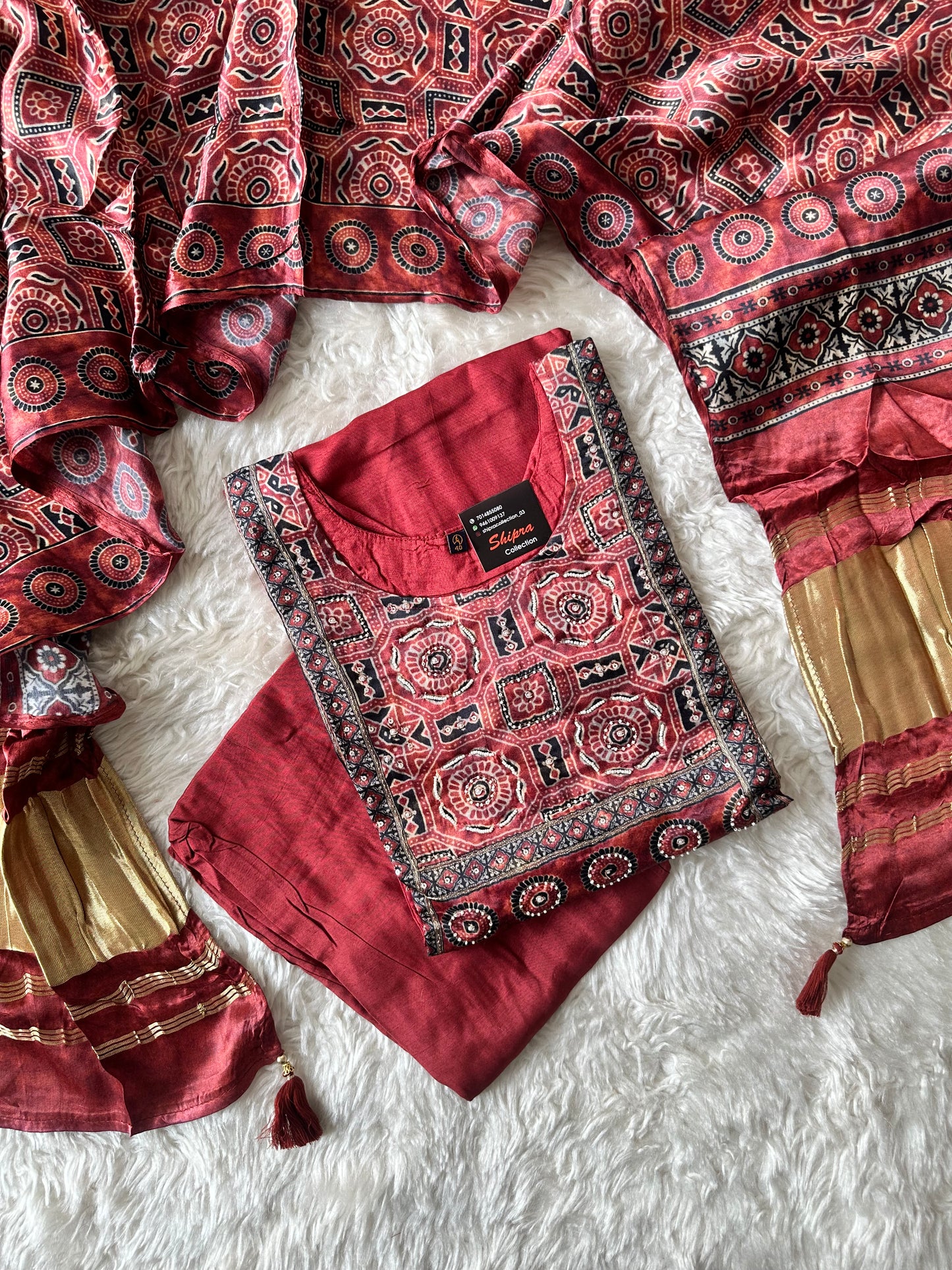 Gazi Silk Kurti Pant Dupatta Set