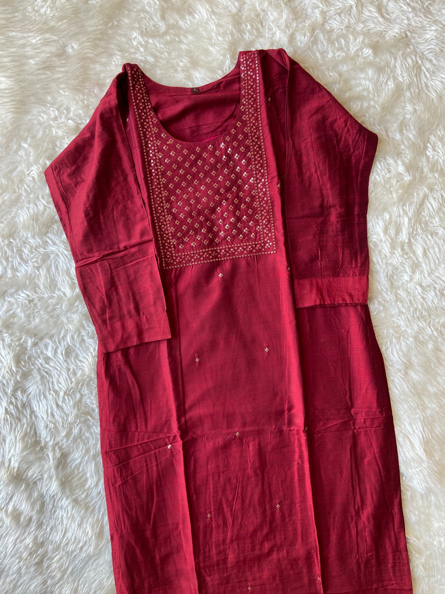 Steal Deal 🚨 Raw Silk Kurti Pant Dupatta Set