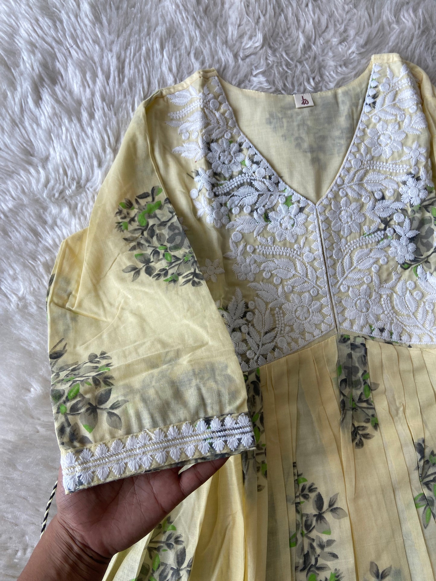 Mul Cotton Thread Work Flare Kurti