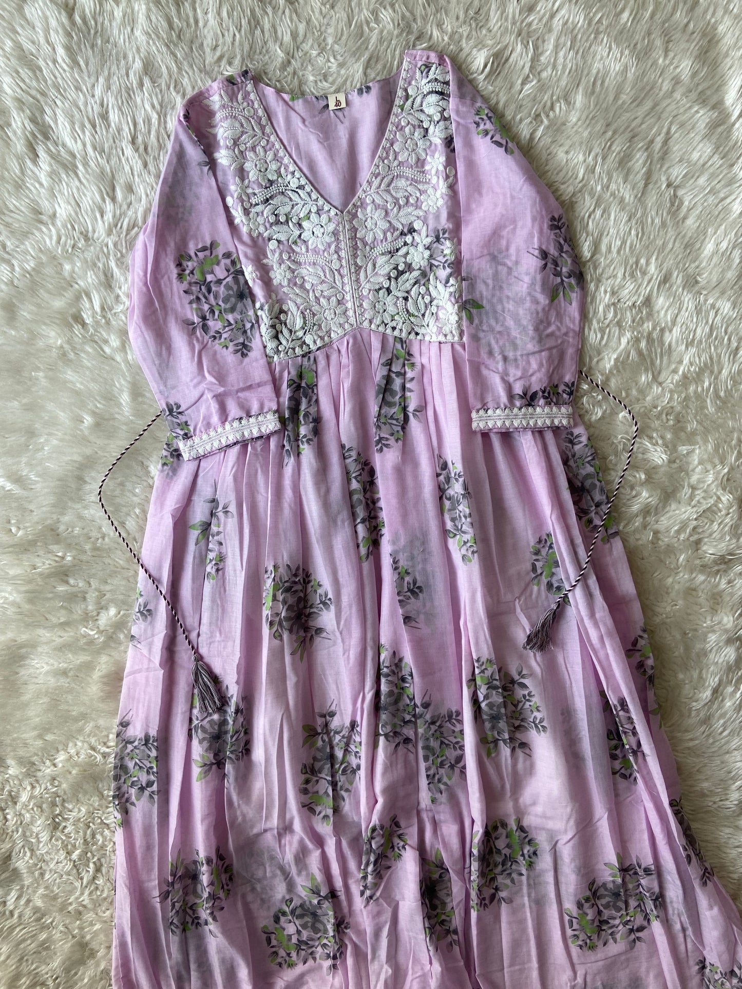 Mul Cotton Thread Work Flare Kurti