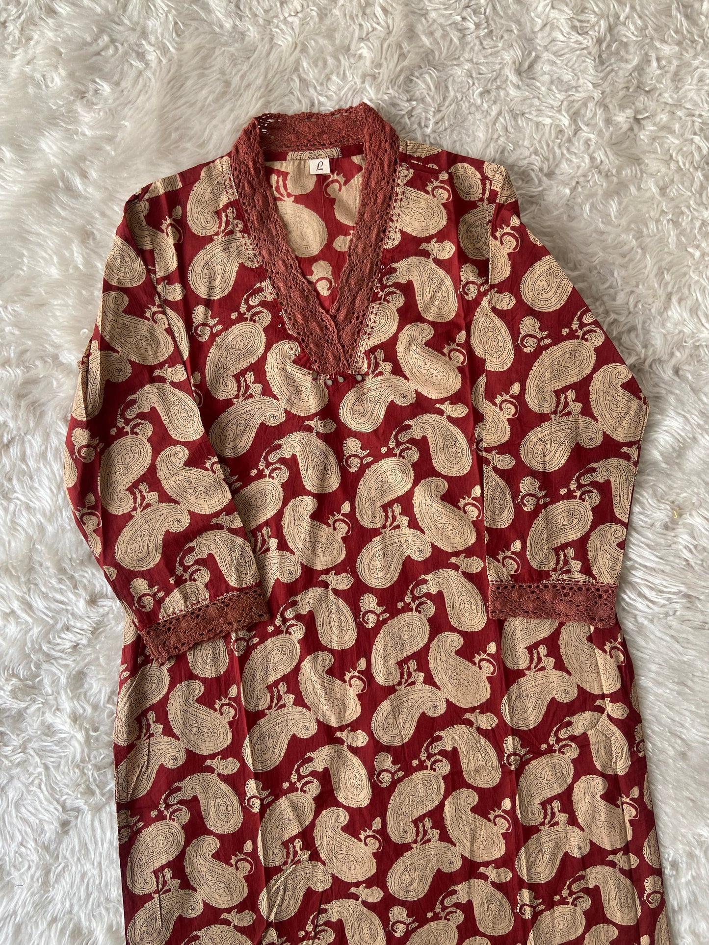V-Neck Lace Details Kurti