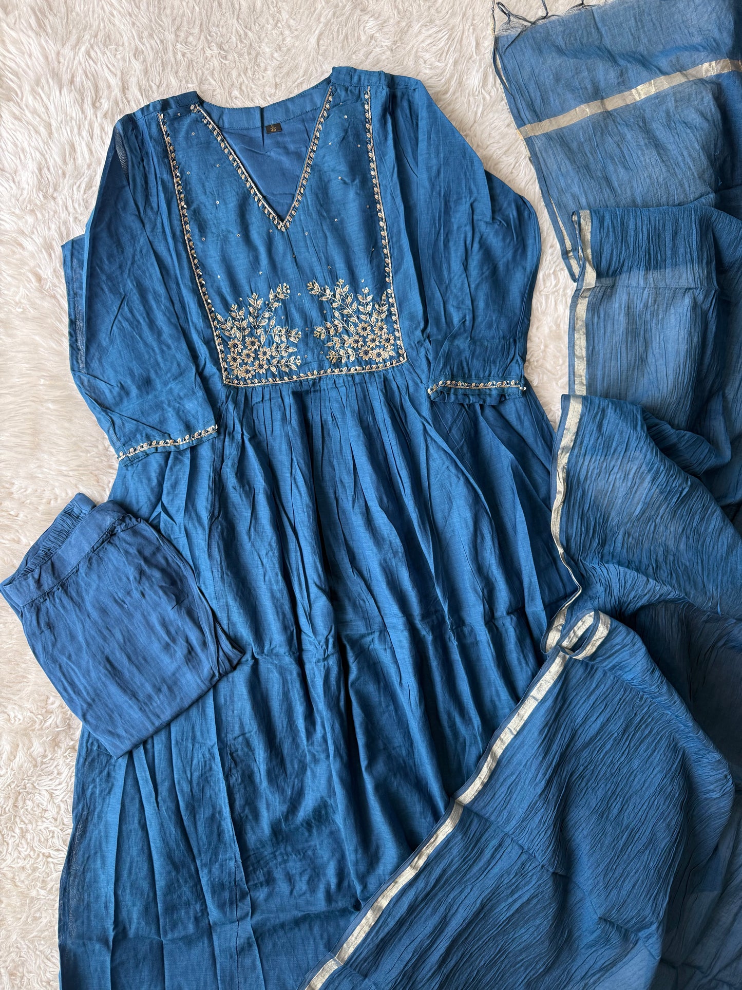 Pure Mul Chanderi Kurti Pant Dupatta Set