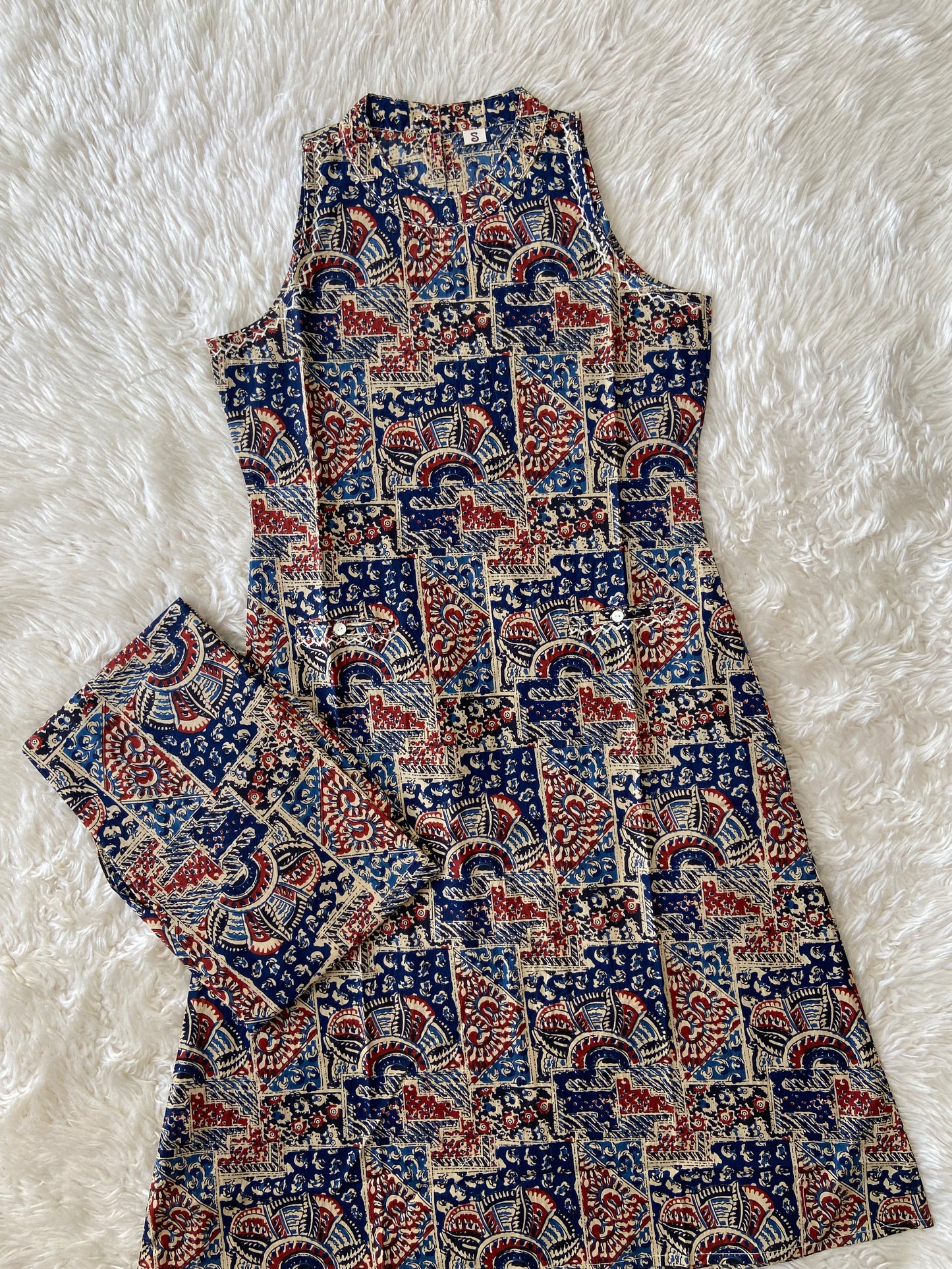 Pure Cotton Sleeveless Kurti Pant Set