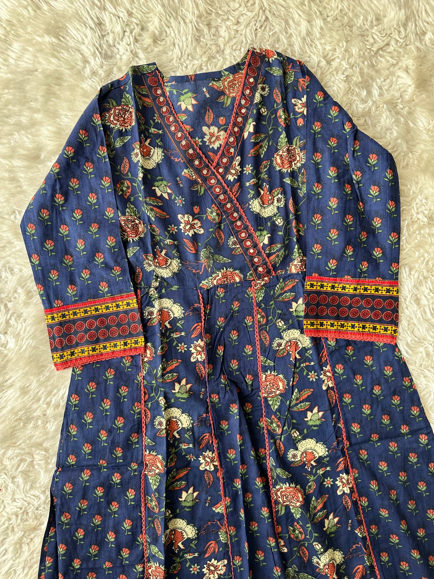 Steal Deal 🚨 Budget Friendly FLARE Kurti Pant Dupatta Set