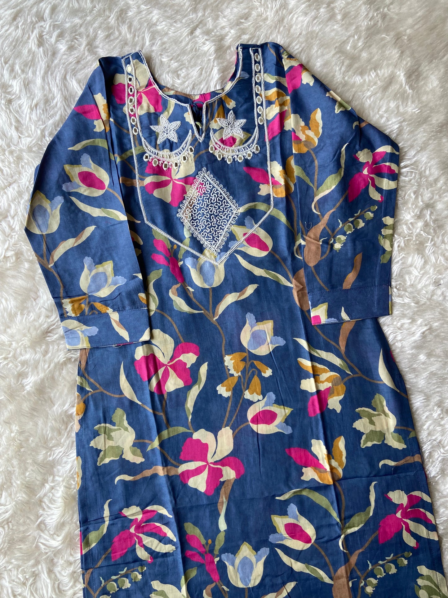 Stock Clearance 🚨 Premium Muslin Silk Kurti Pant Set