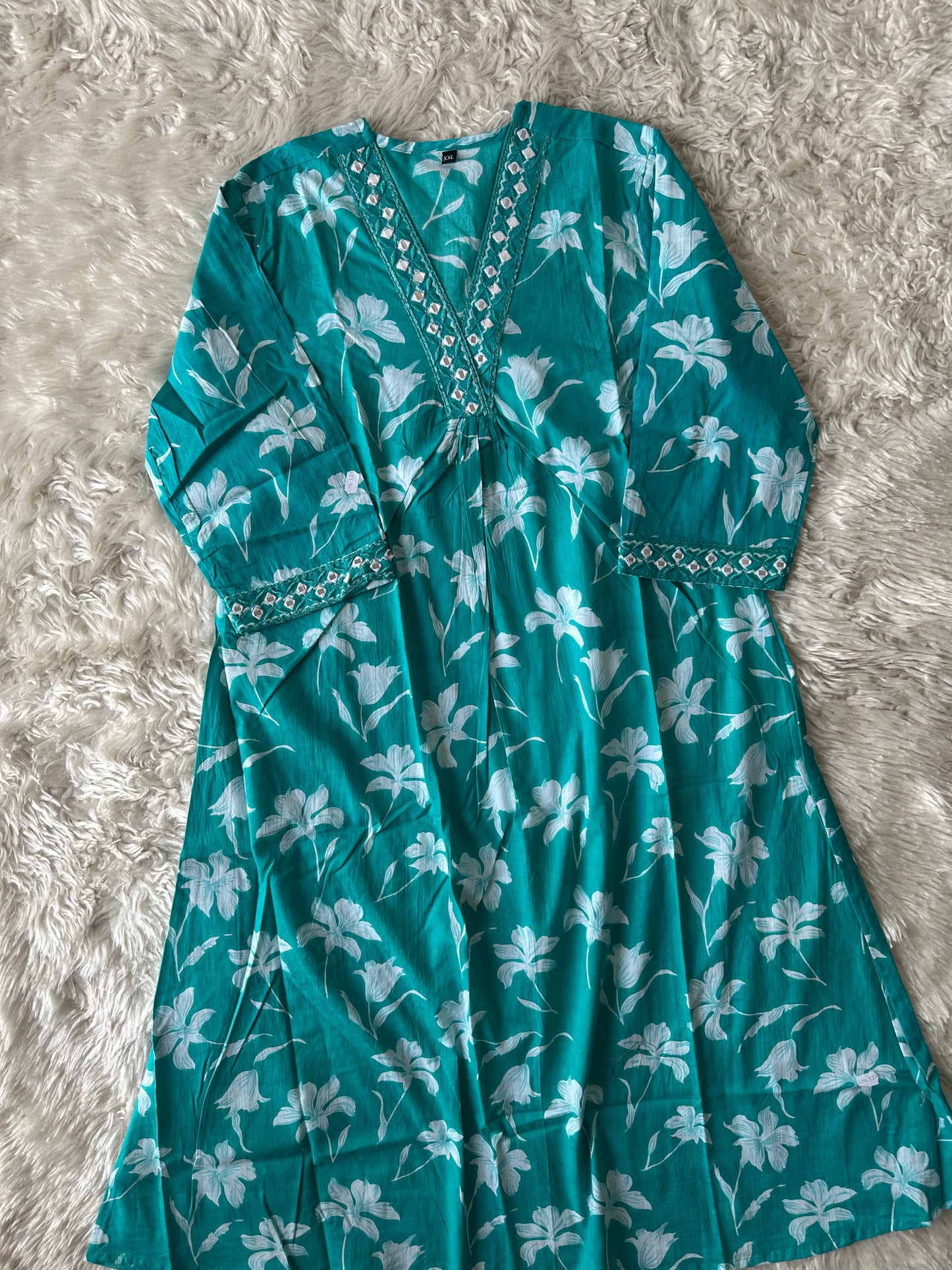 Stock Clearance 🚨
Favourite FLARE Kurti