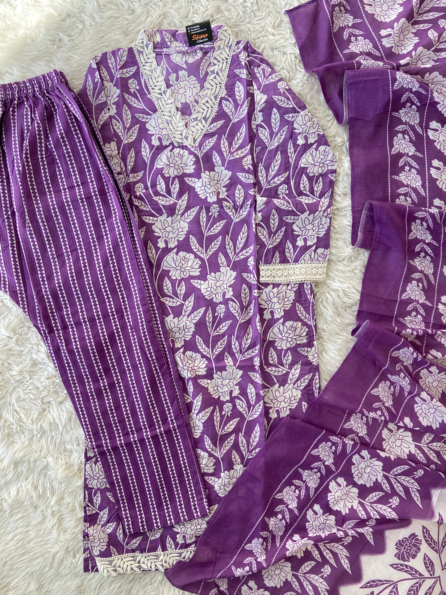 Lace Details Kurti Pant Dupatta Set