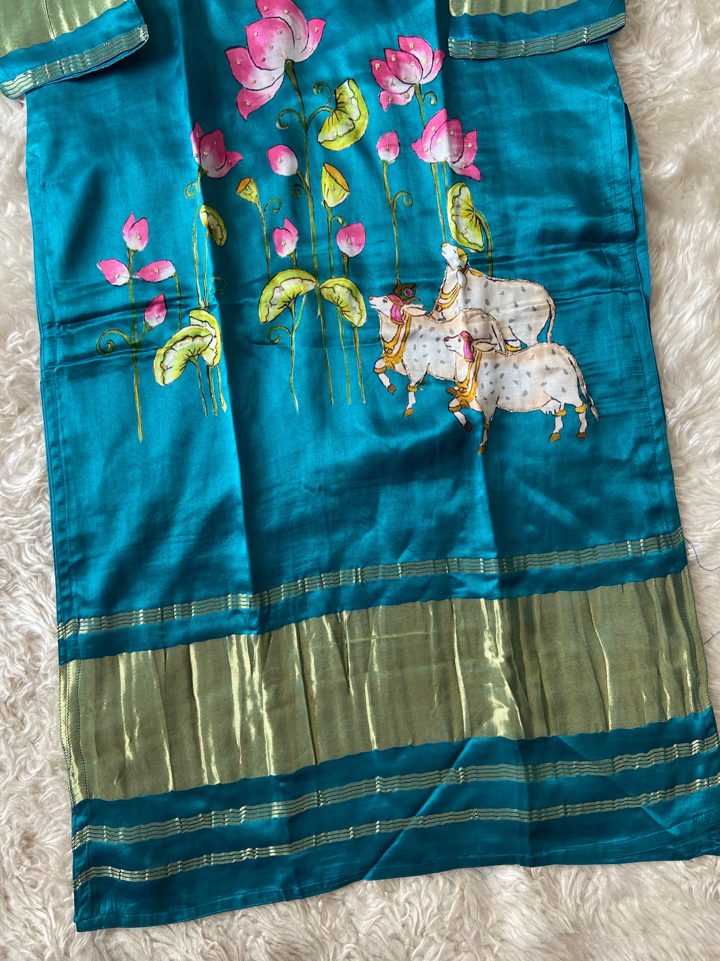 Gazi Silk Kurti Pant Dupatta Set