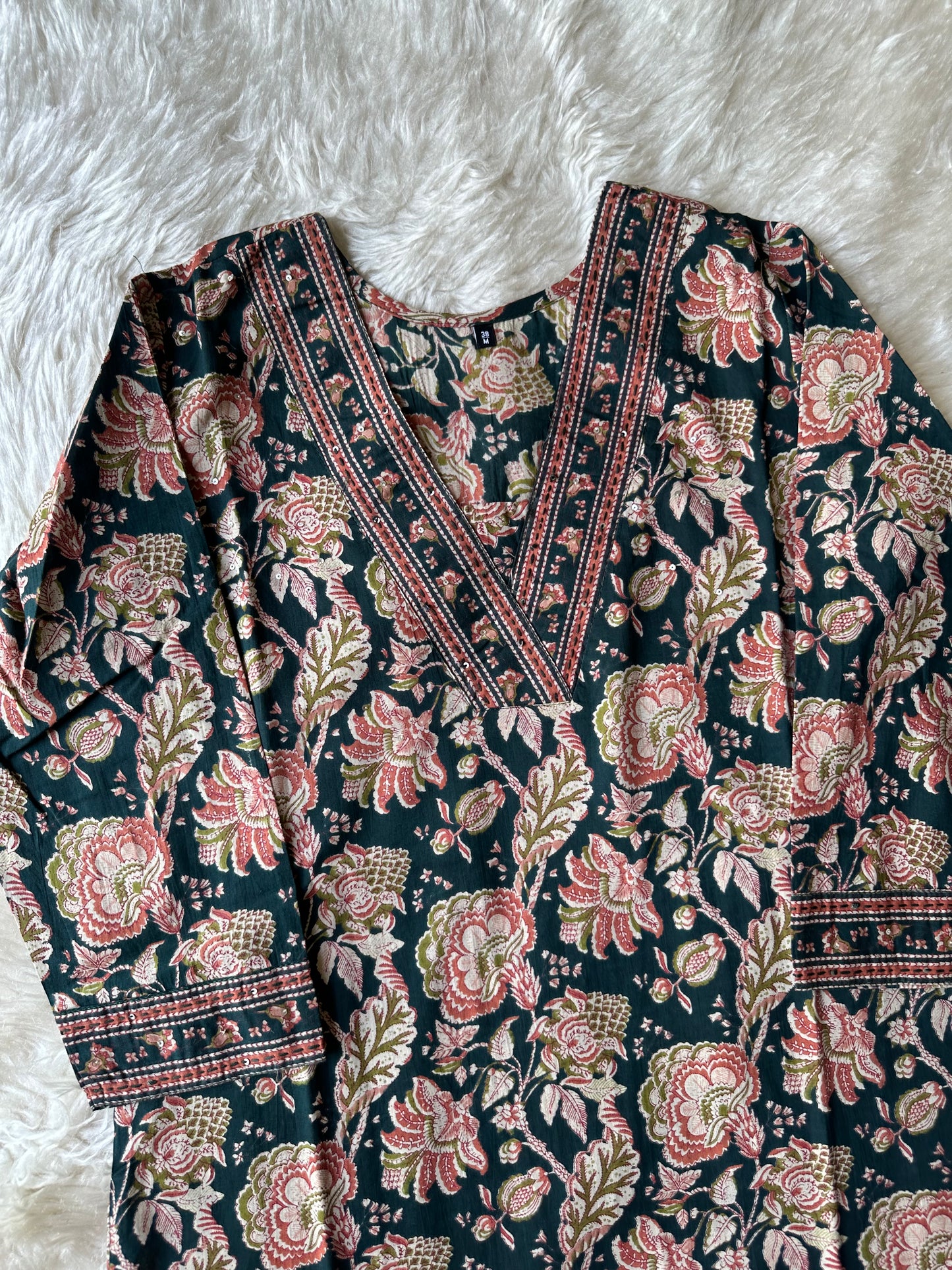 Steal Deal 🚨 Premium Cotton Kurti Pant Dupatta Set