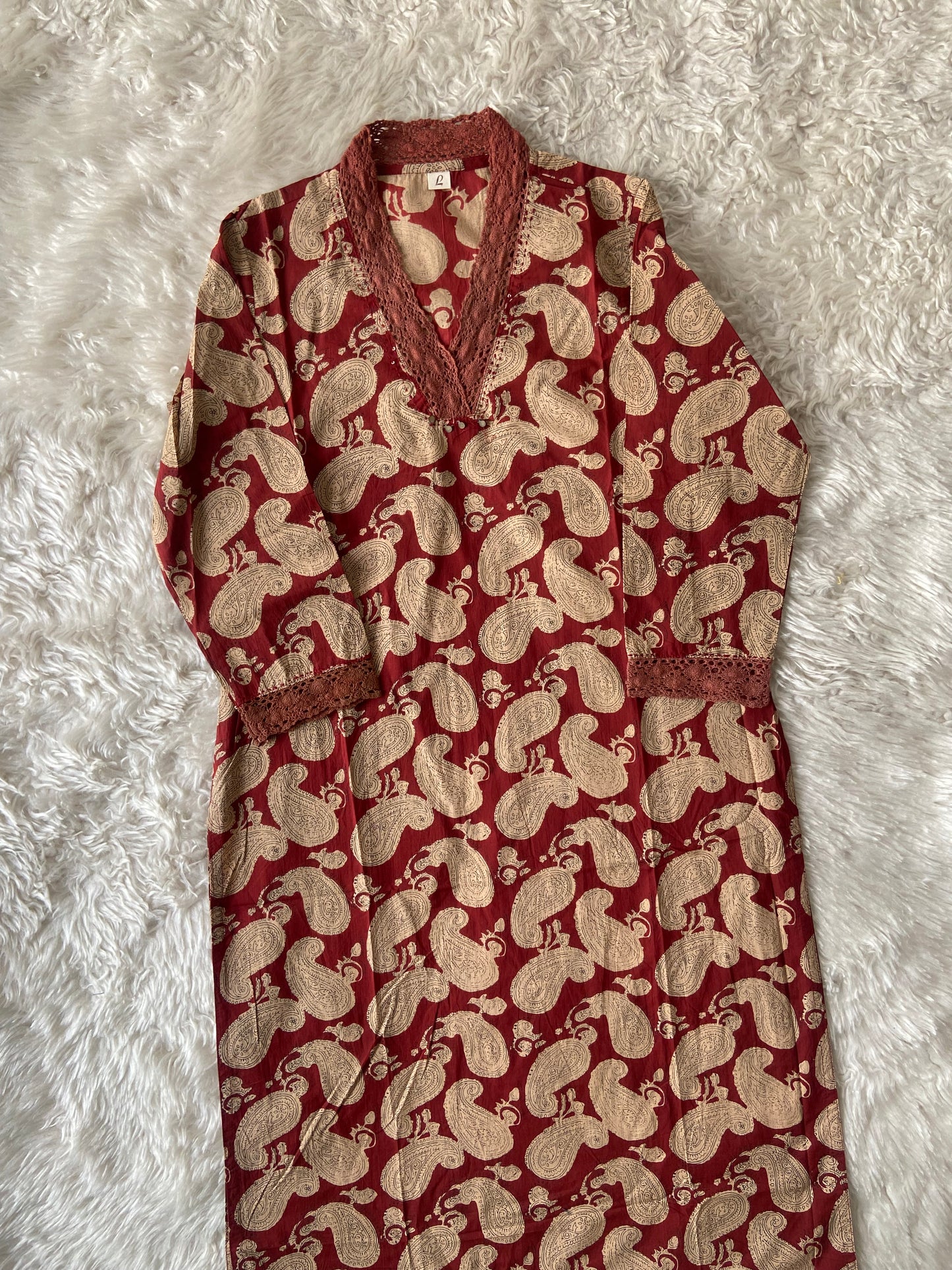 V-Neck Lace Details Kurti