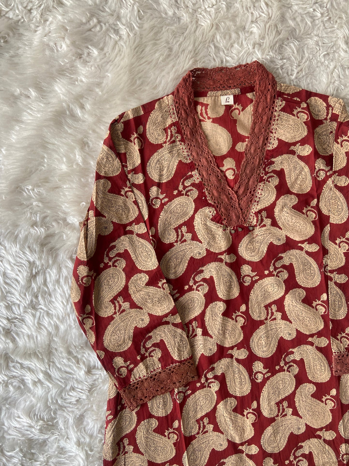 V-Neck Lace Details Kurti