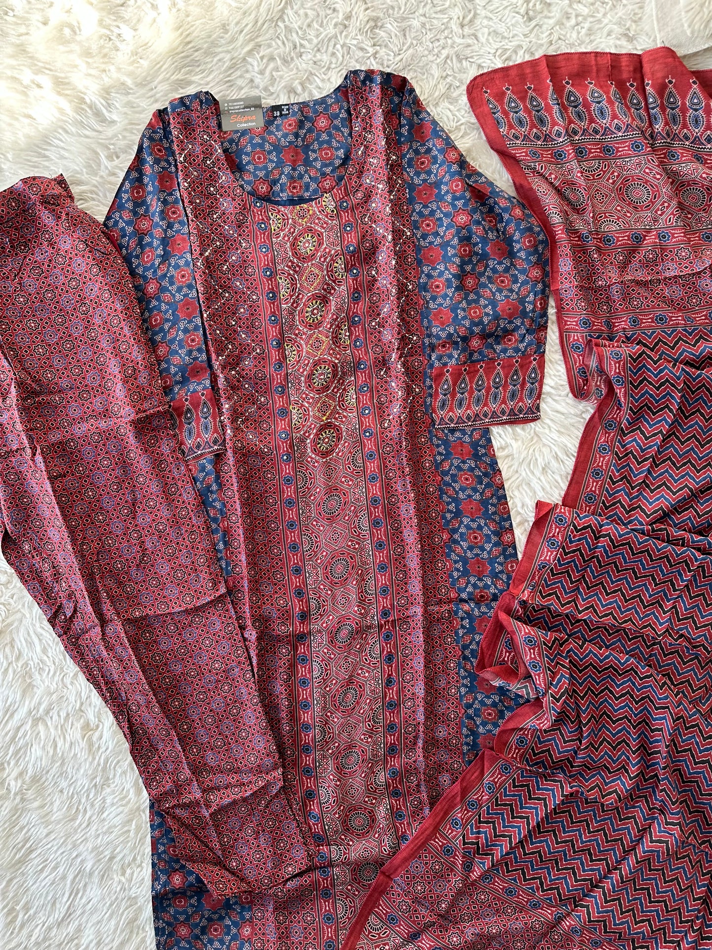 Crepe Silk Kurti Pant Dupatta Set