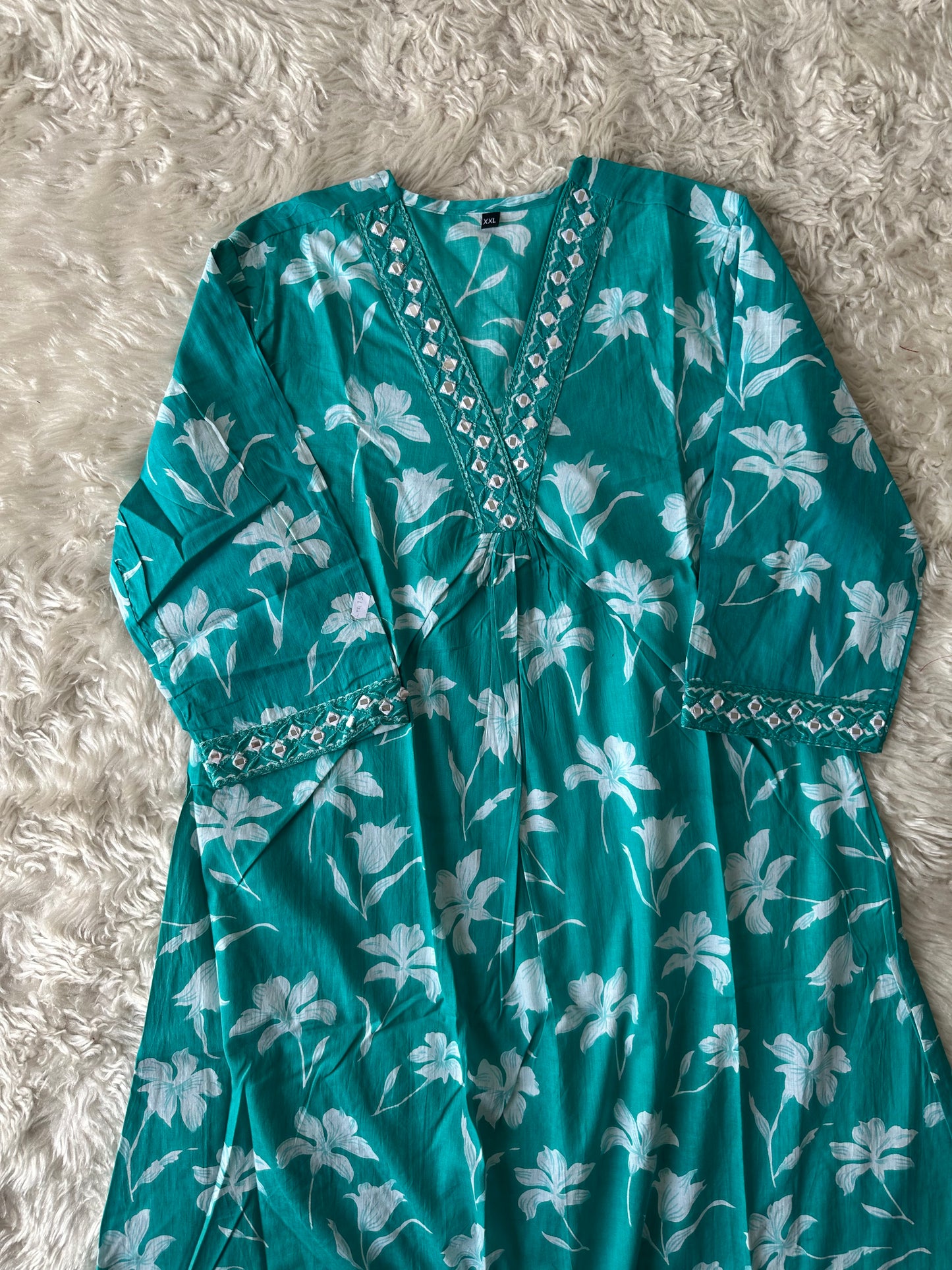 Stock Clearance 🚨
Favourite FLARE Kurti