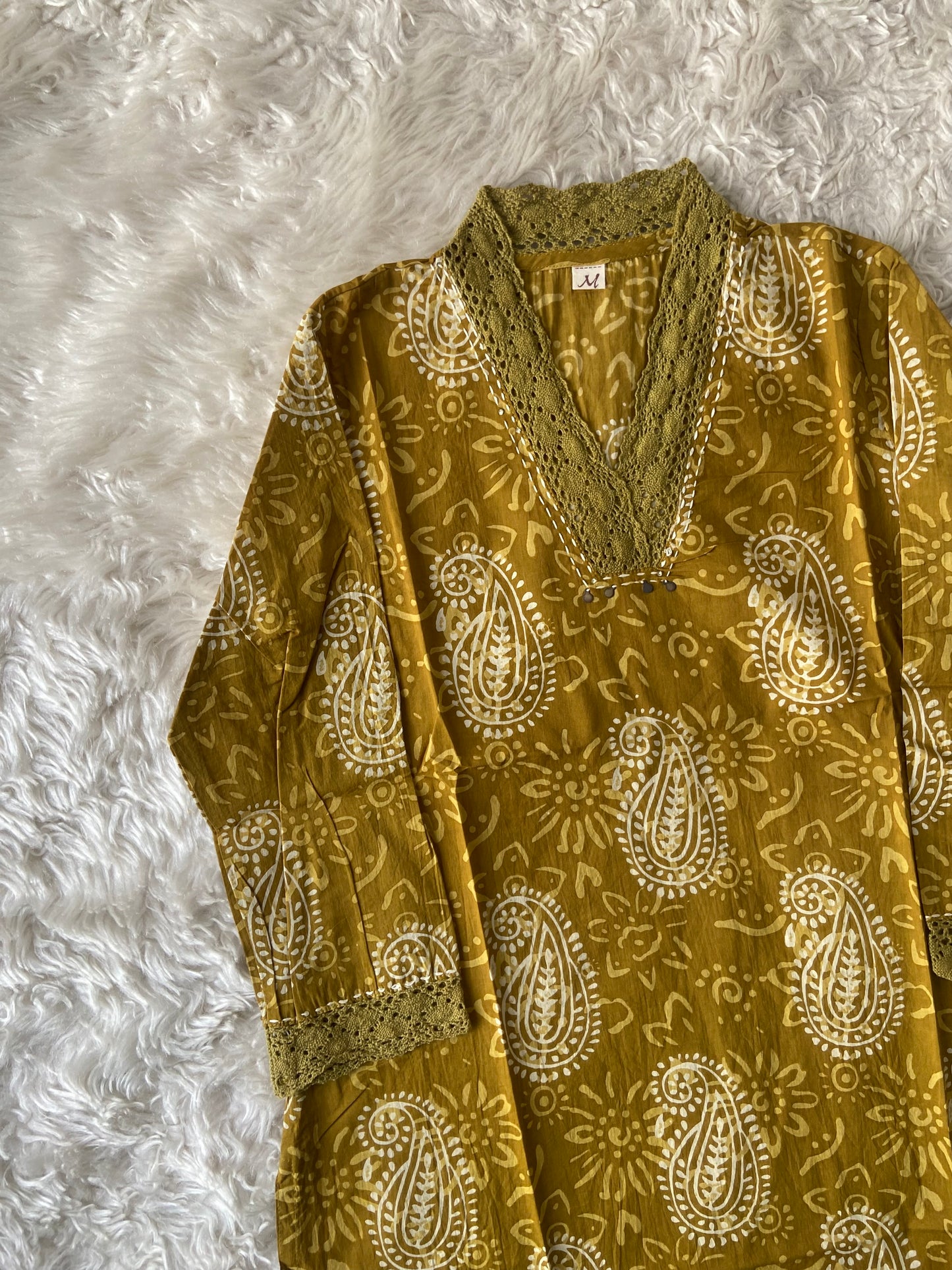 V-Neck Lace Details Kurti
