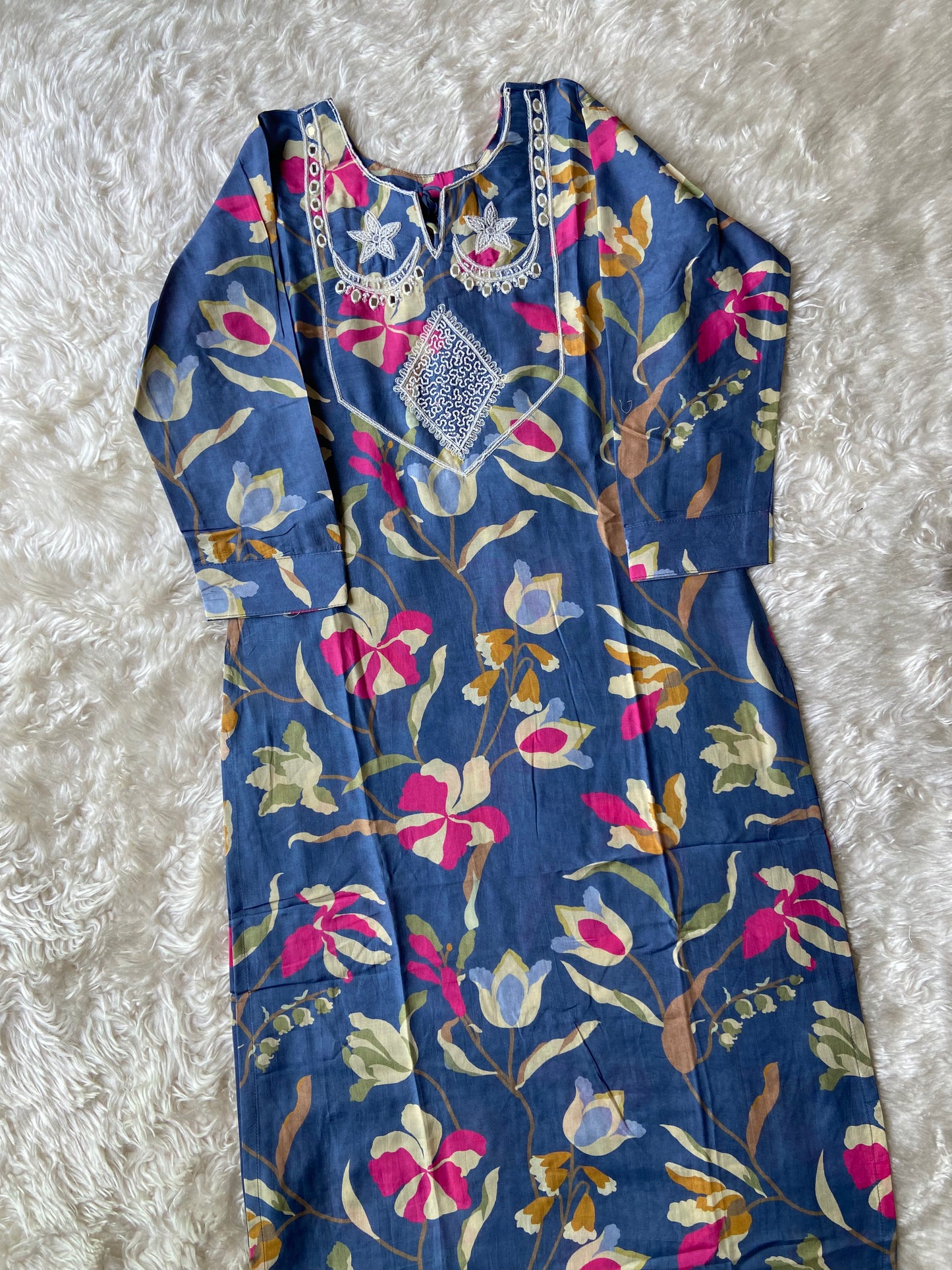 Stock Clearance 🚨 Premium Muslin Silk Kurti Pant Set