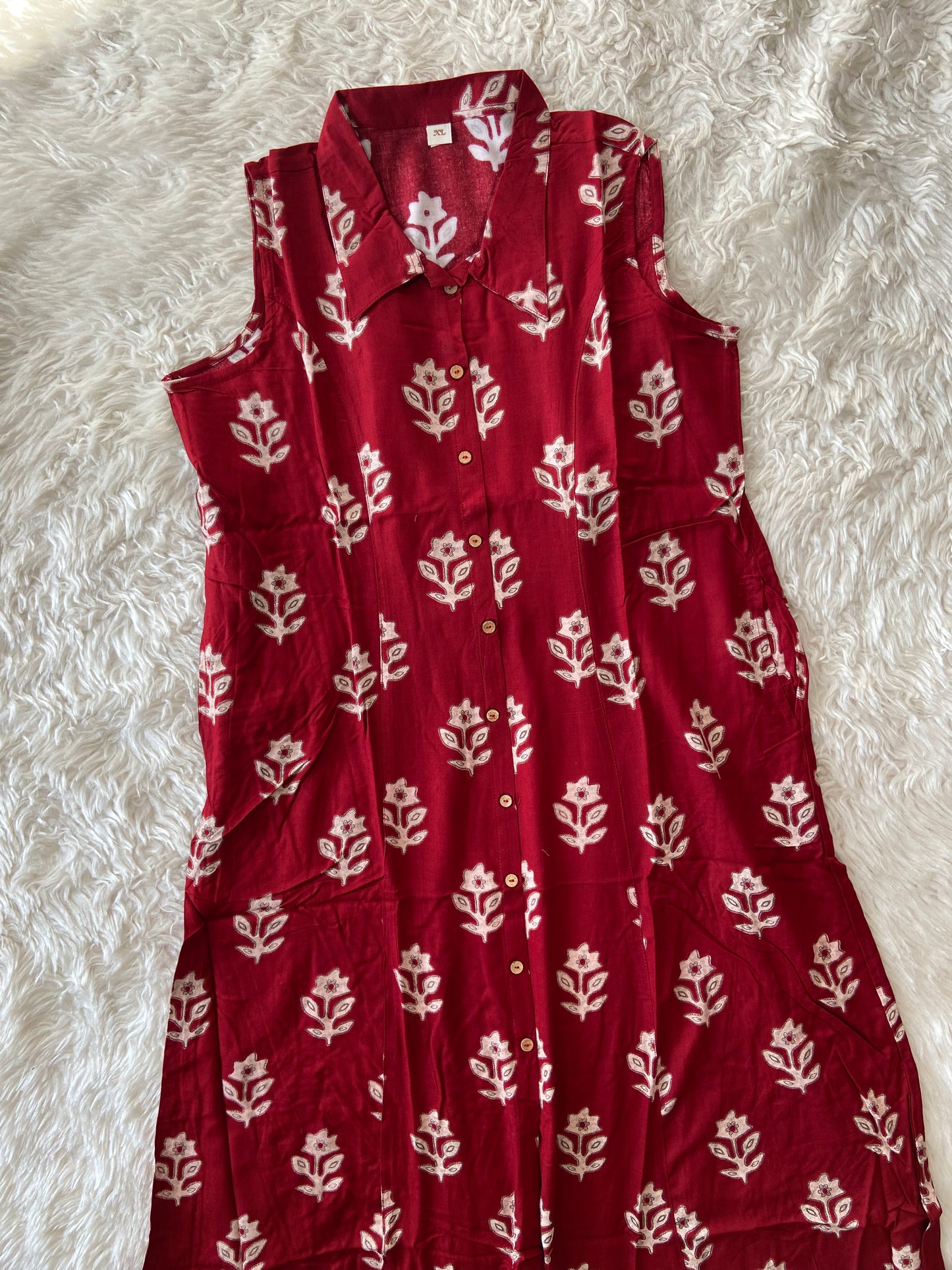 Soft Rayon Sleeveless Kurti with pocket