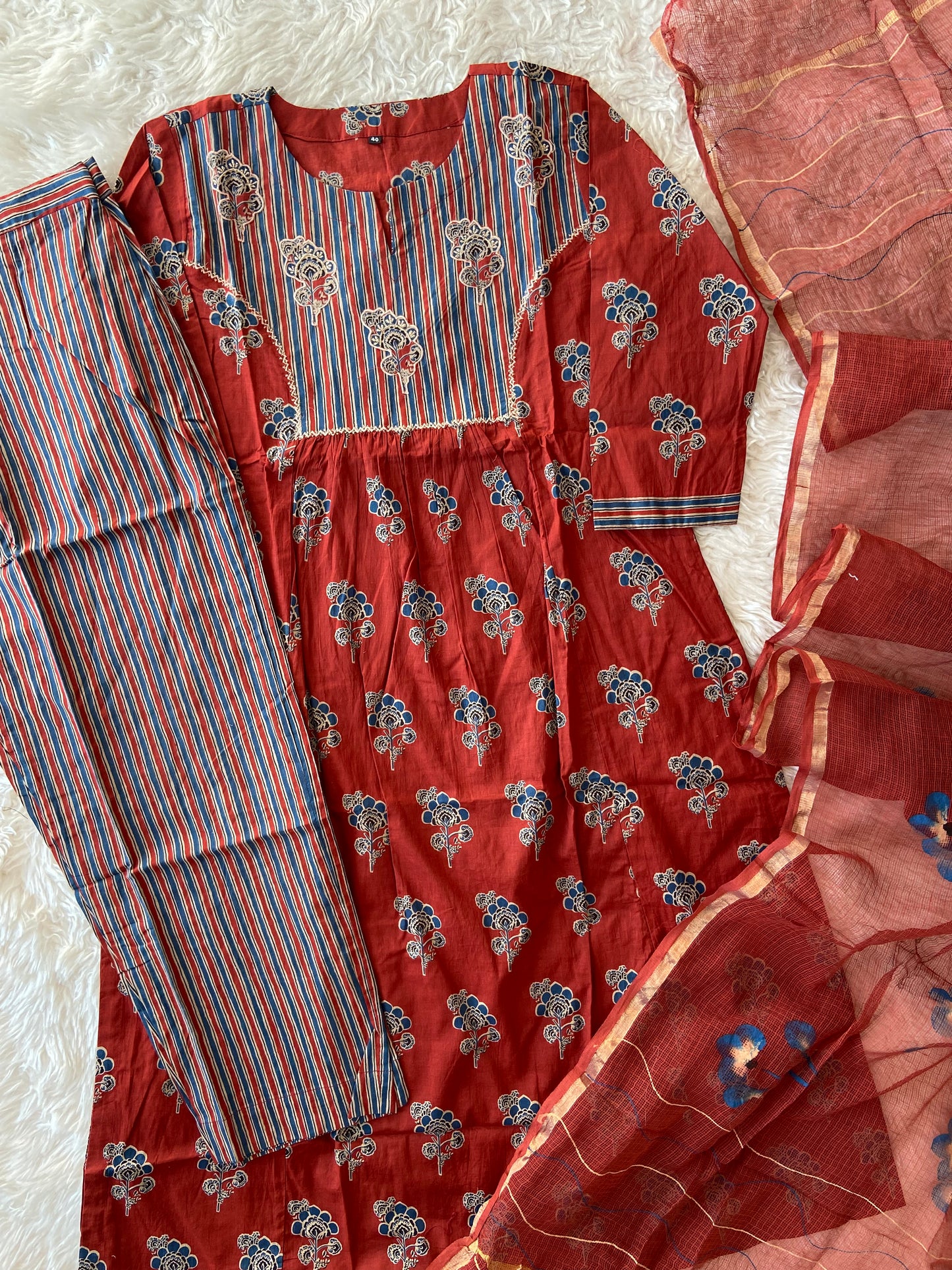 Hand Painted Doriya Love ♥️ Set